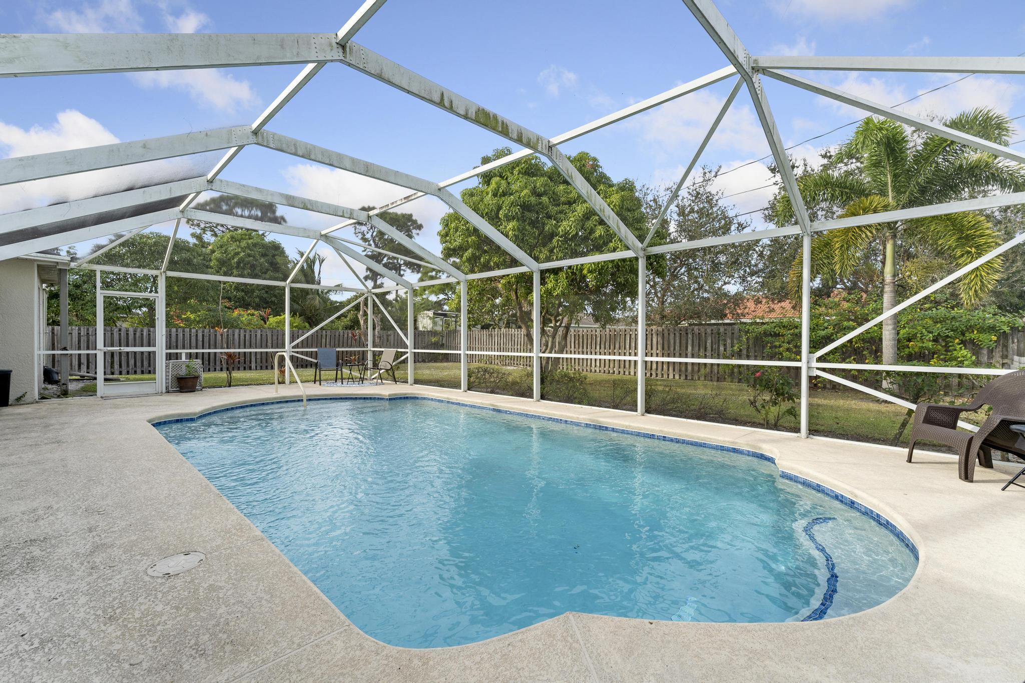 142 SW Tulip Boulevard