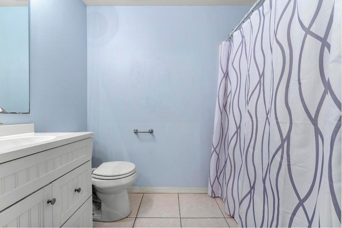 142 SW Tulip Boulevard