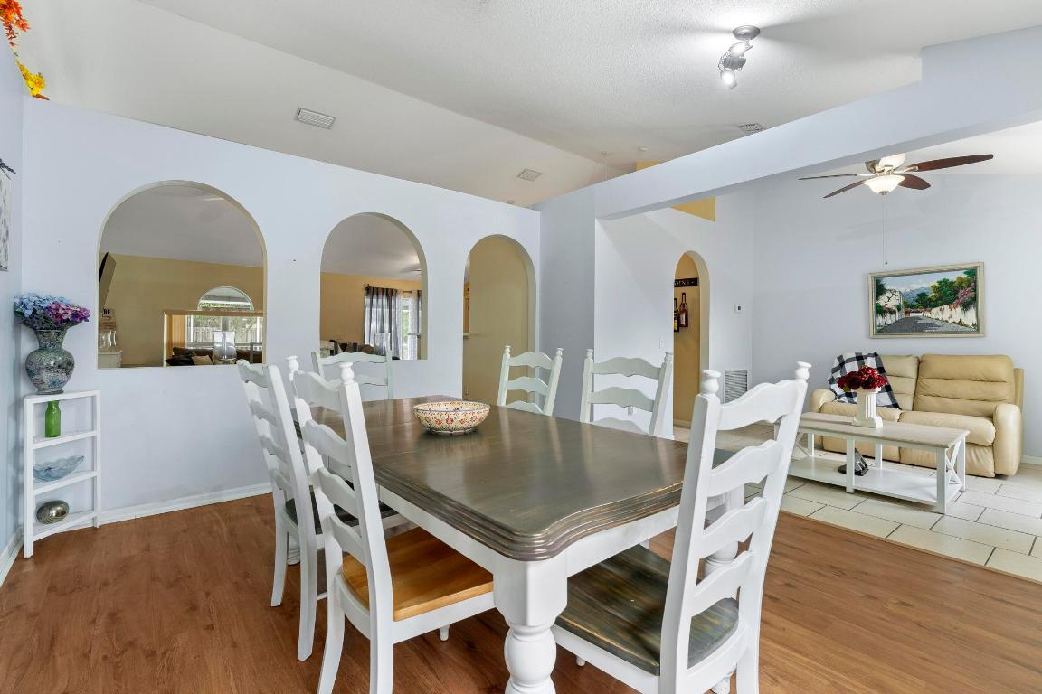 142 SW Tulip Boulevard