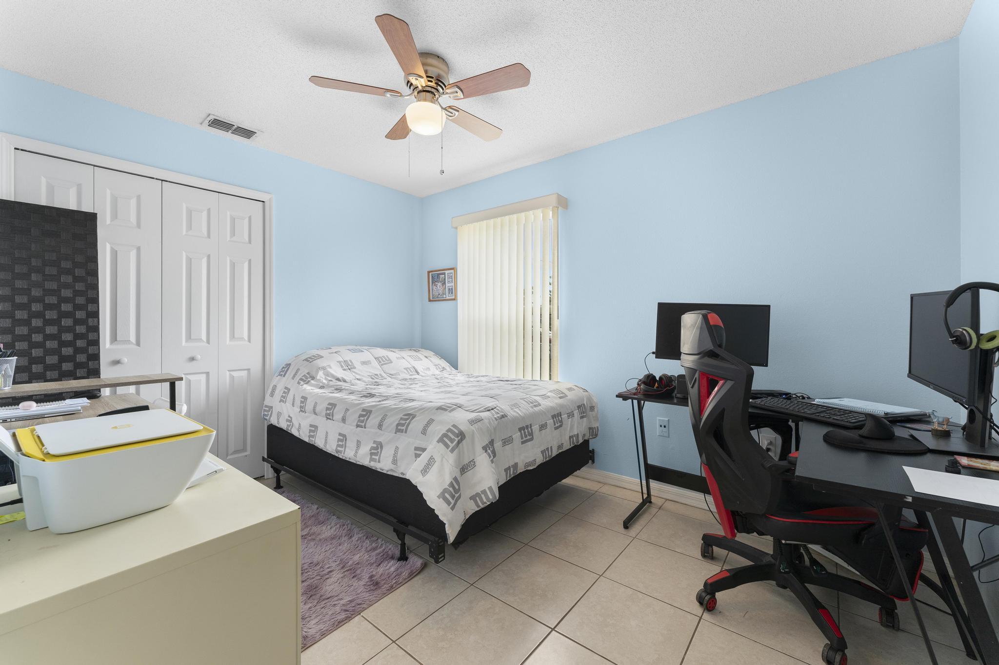 142 SW Tulip Boulevard