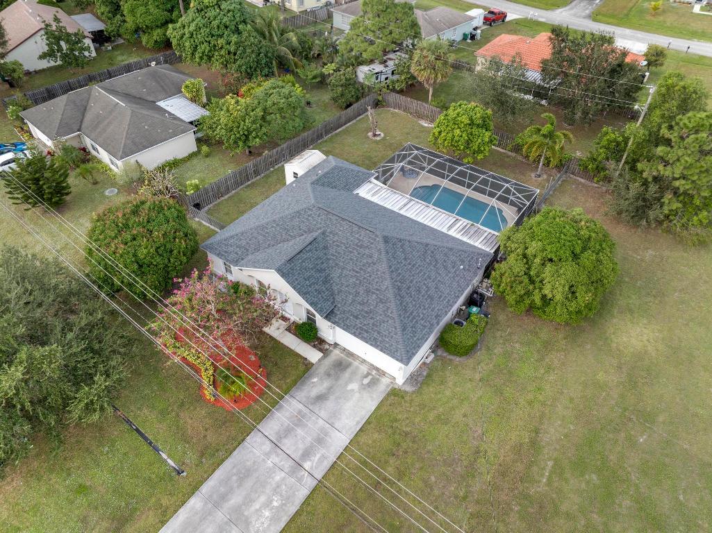 142 SW Tulip Boulevard