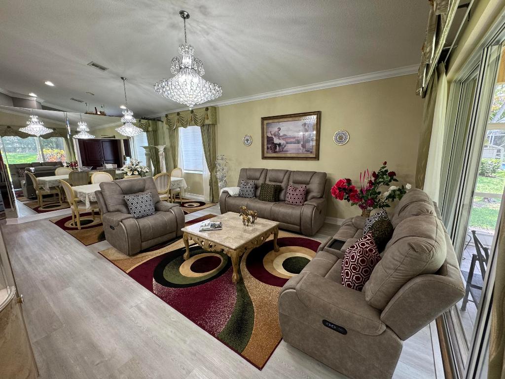 9158 Bay Point Circle