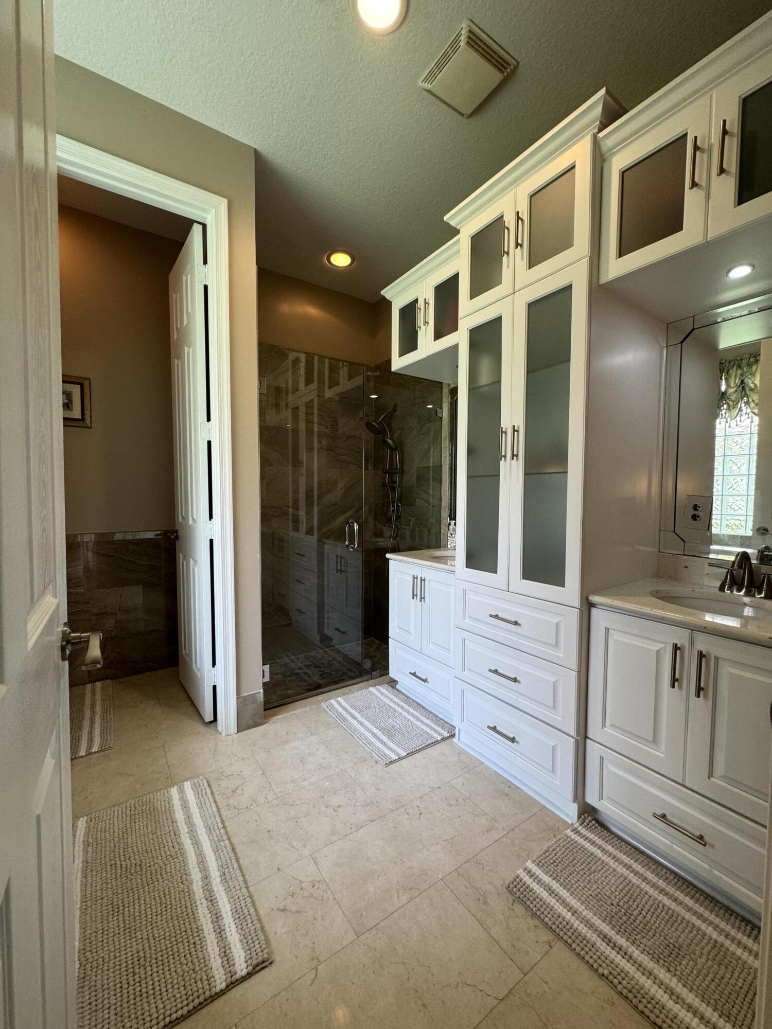 9158 Bay Point Circle