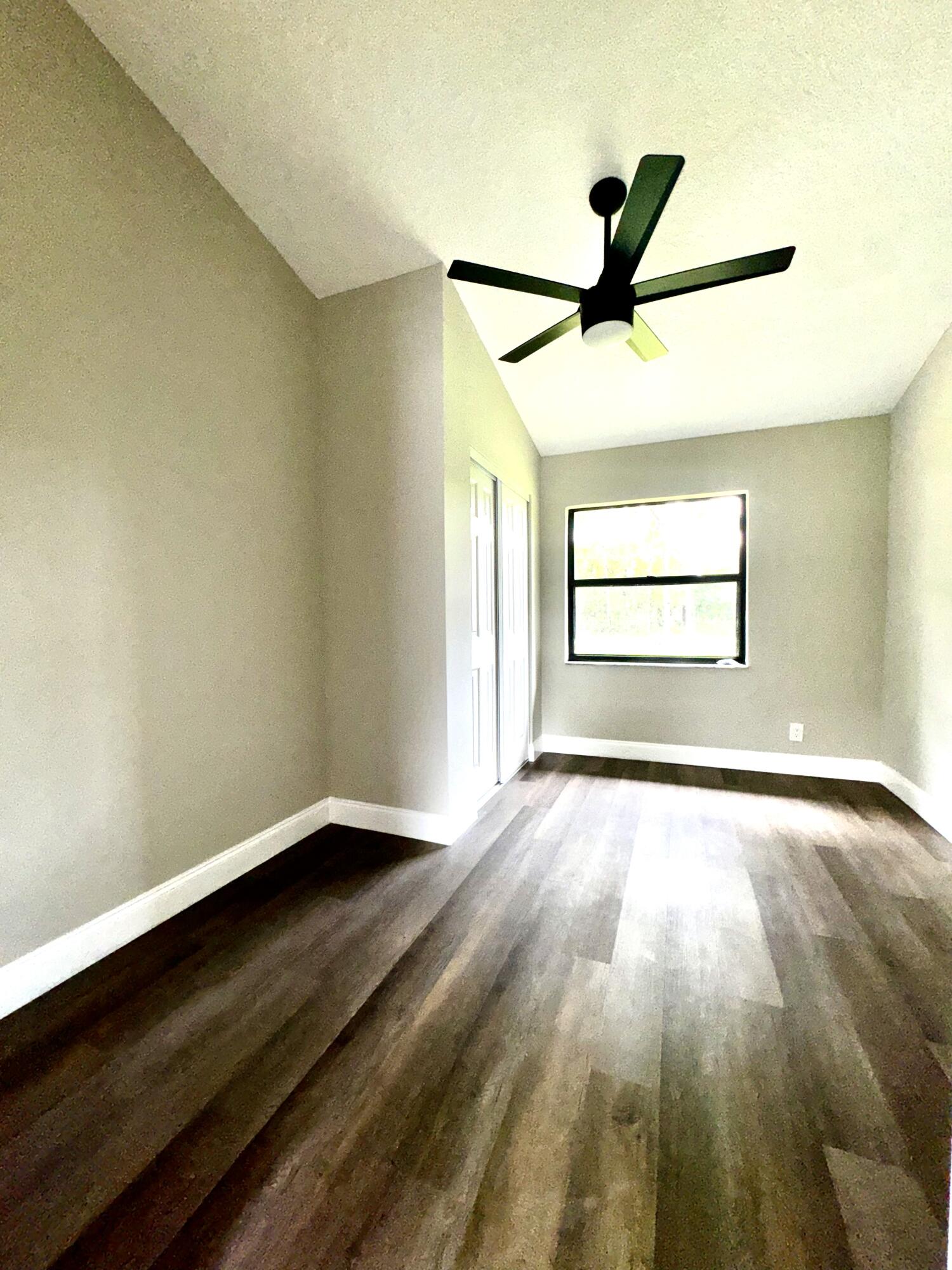 16702 86th Street N