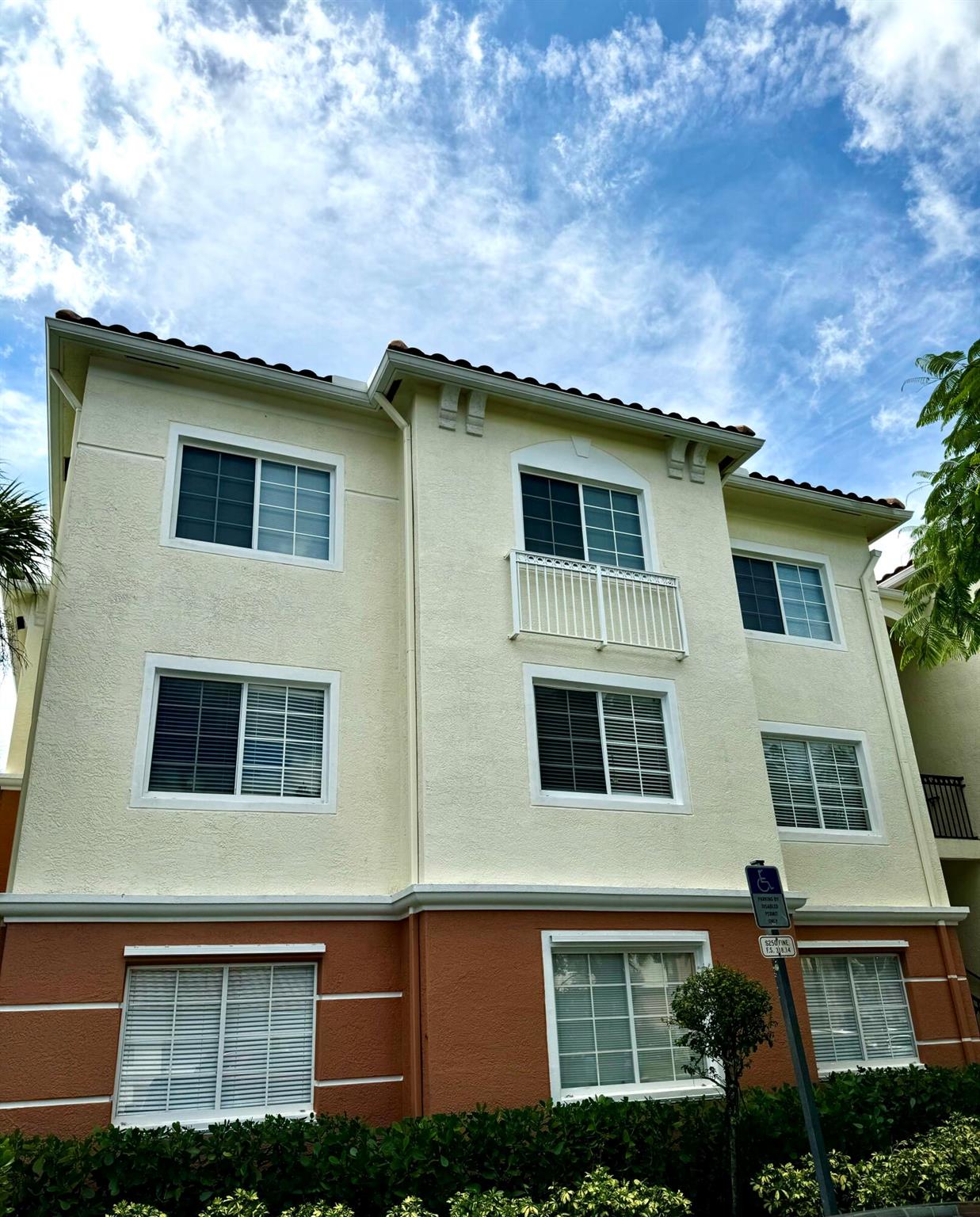 9845 Baywinds Drive 6202