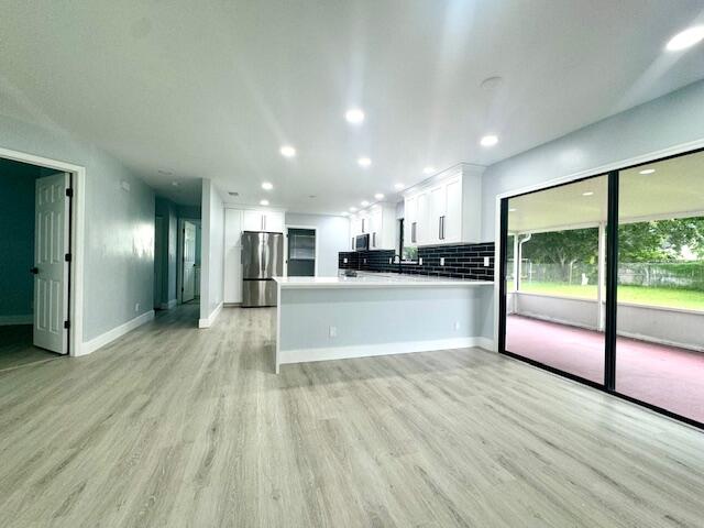 142 La Mancha Avenue