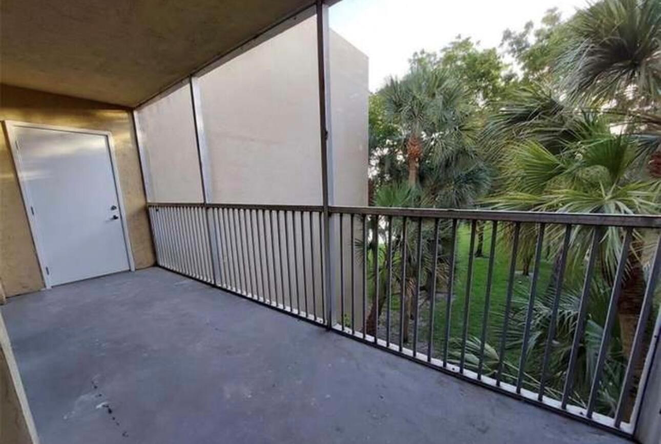 3301 NW 47th Terrace 308