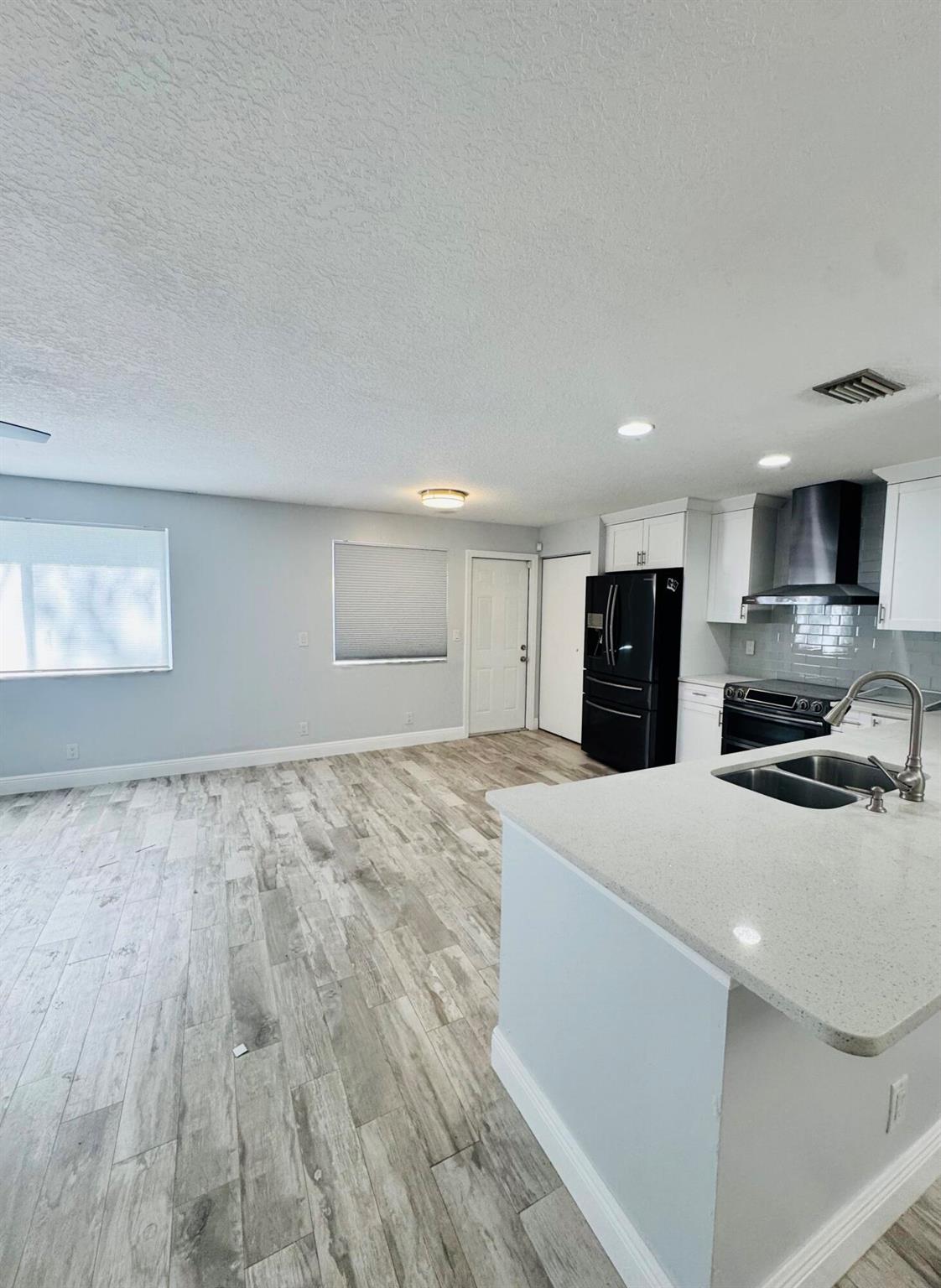 77 Fairway Lane