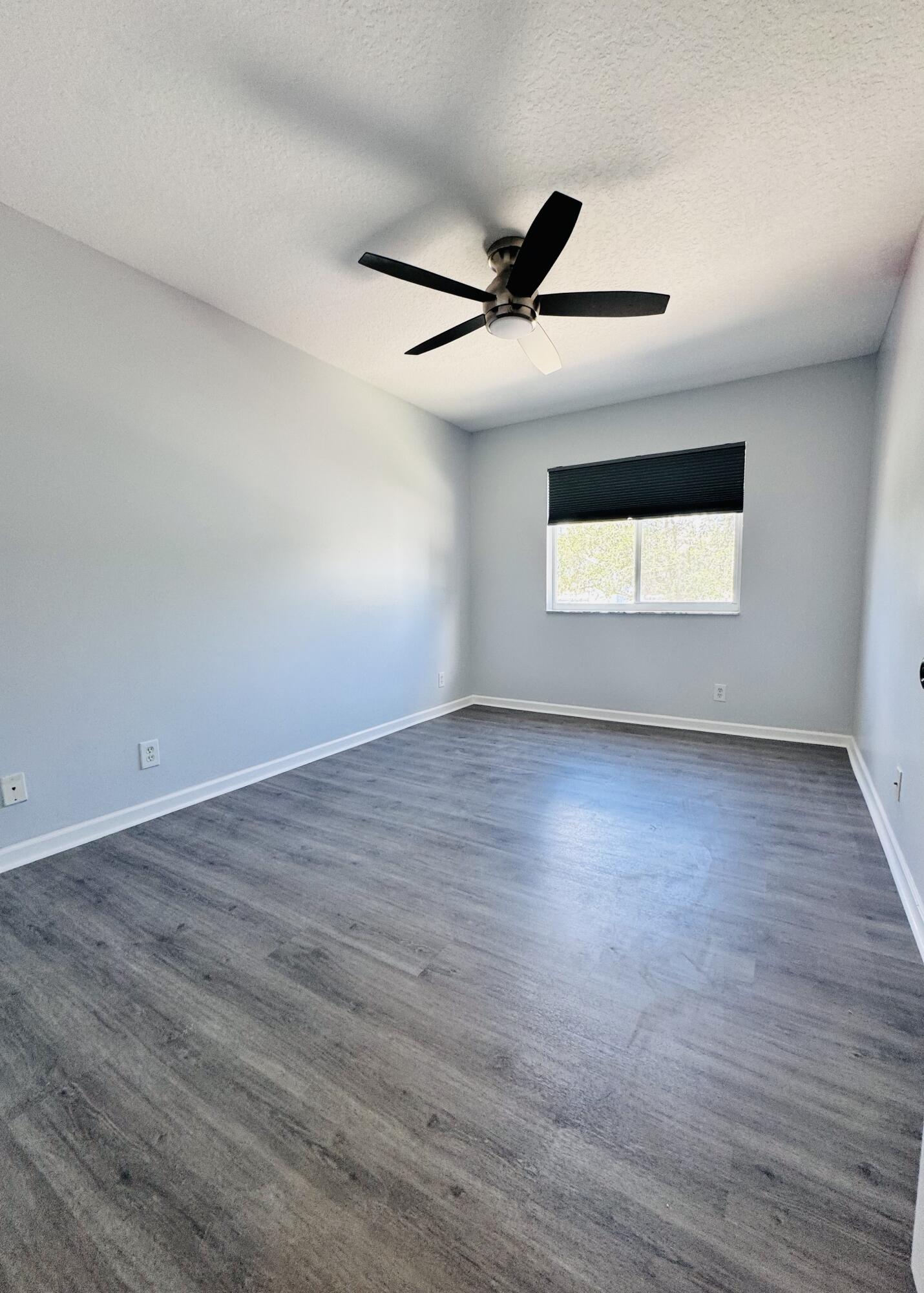 77 Fairway Lane