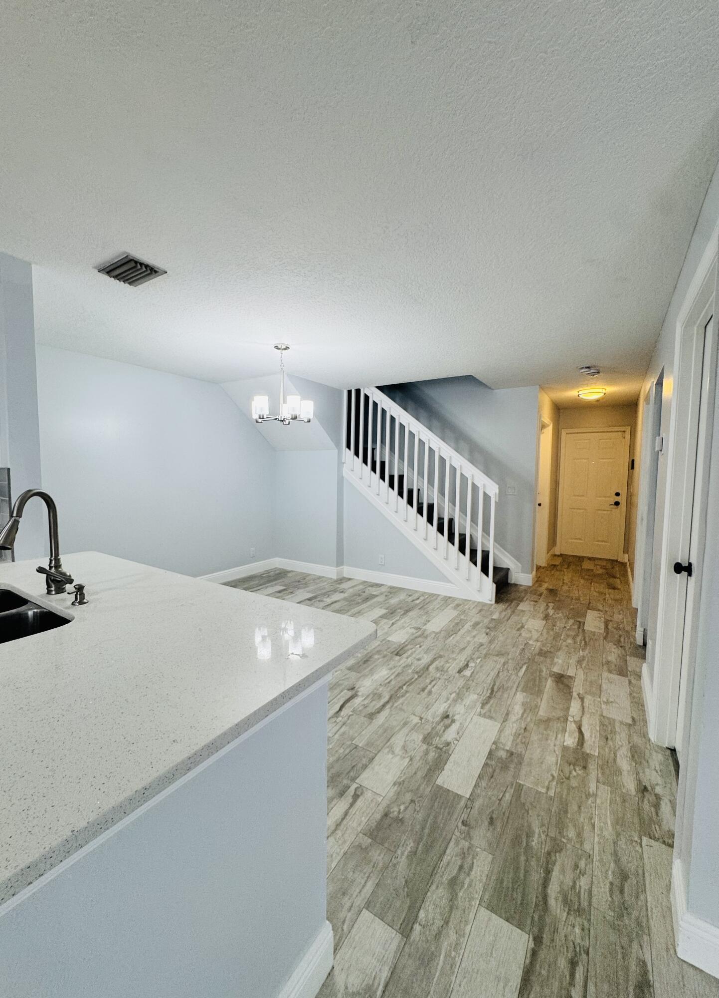 77 Fairway Lane