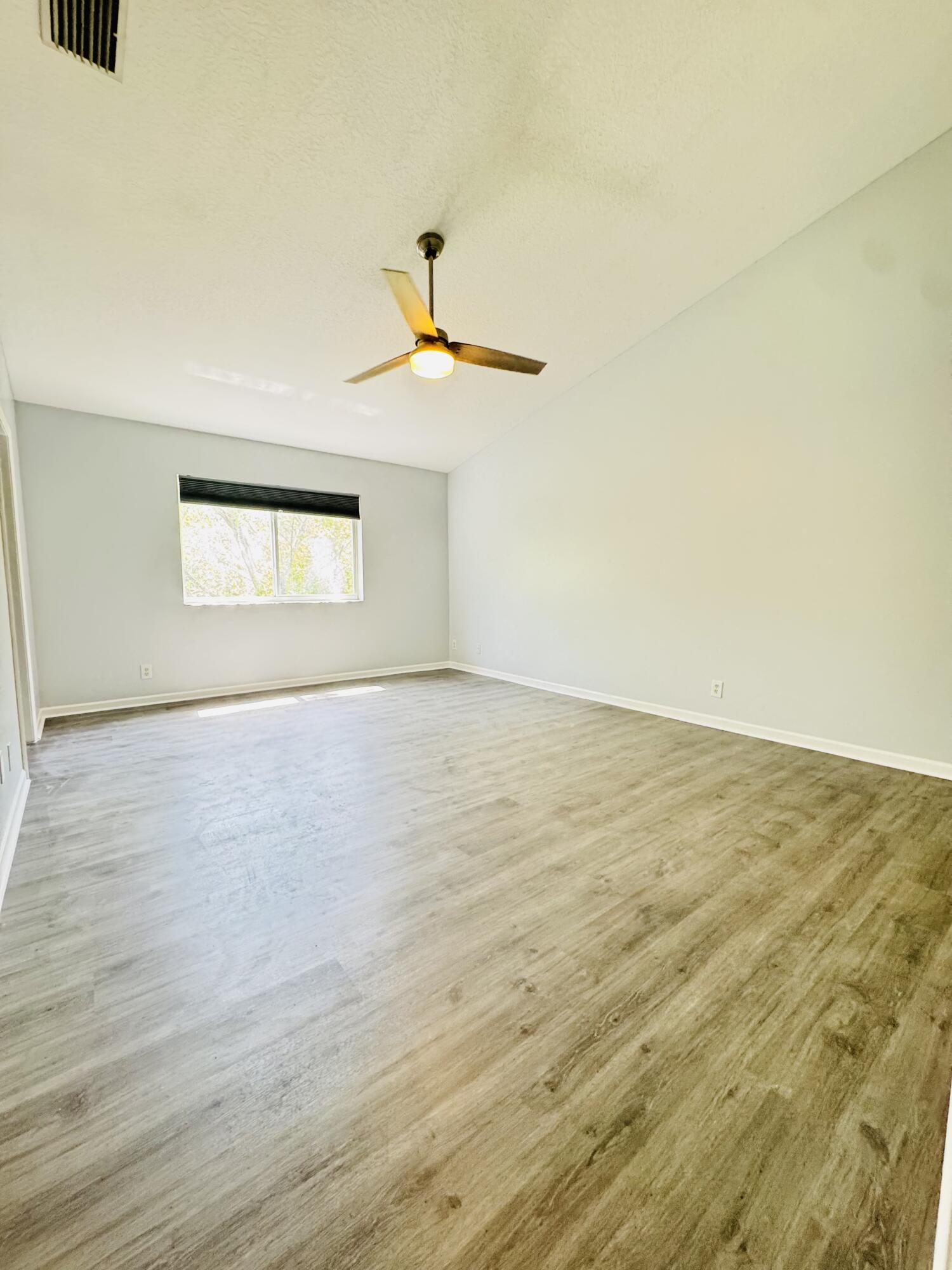 77 Fairway Lane