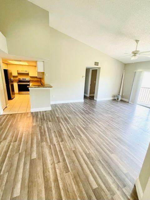 1400 Crestwood Court S 1410