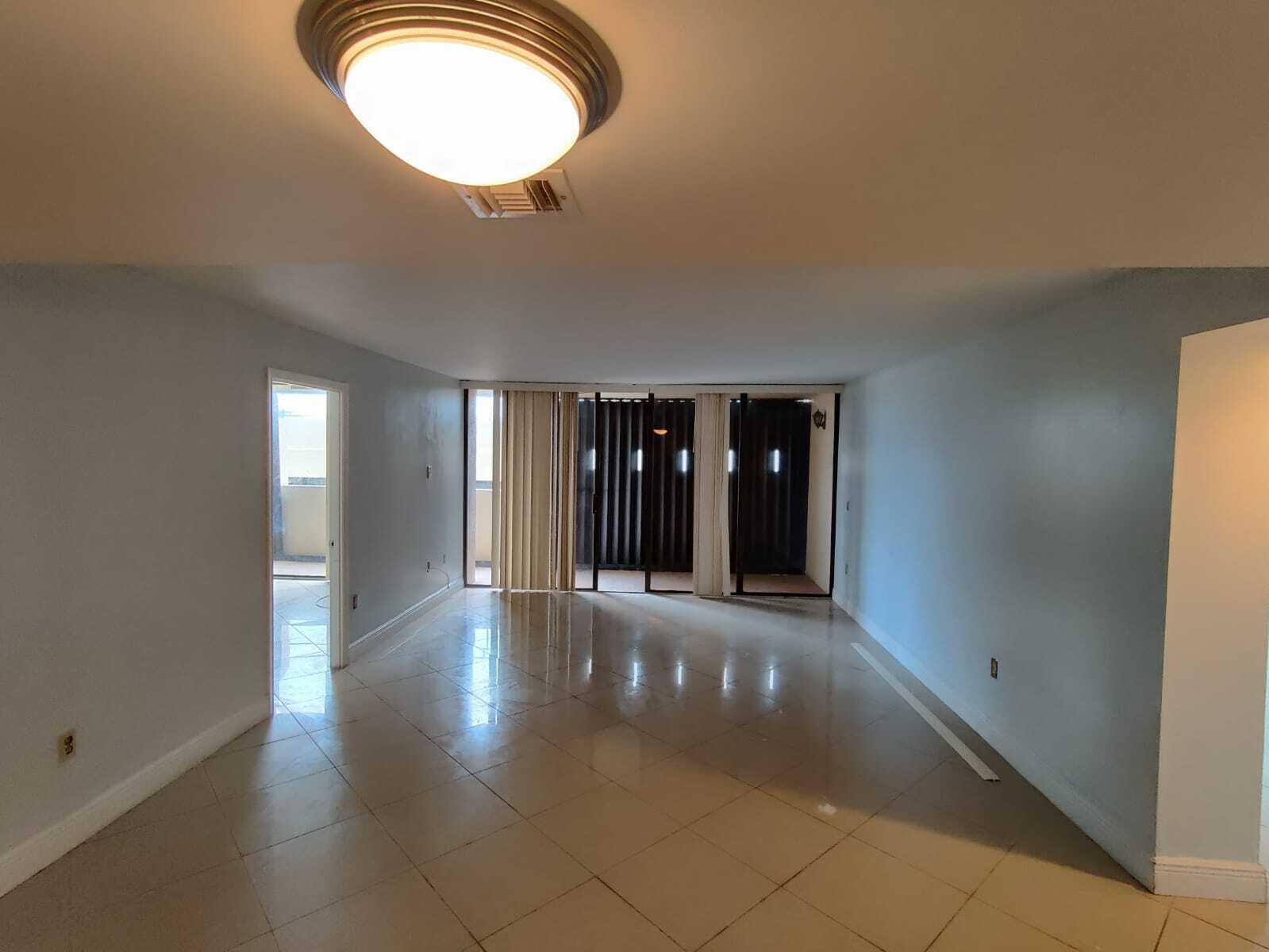 5600 N Flagler Drive 210