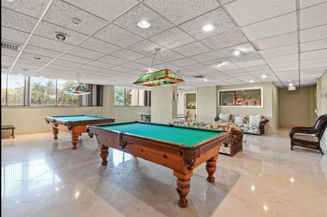 5600 N Flagler Drive 210