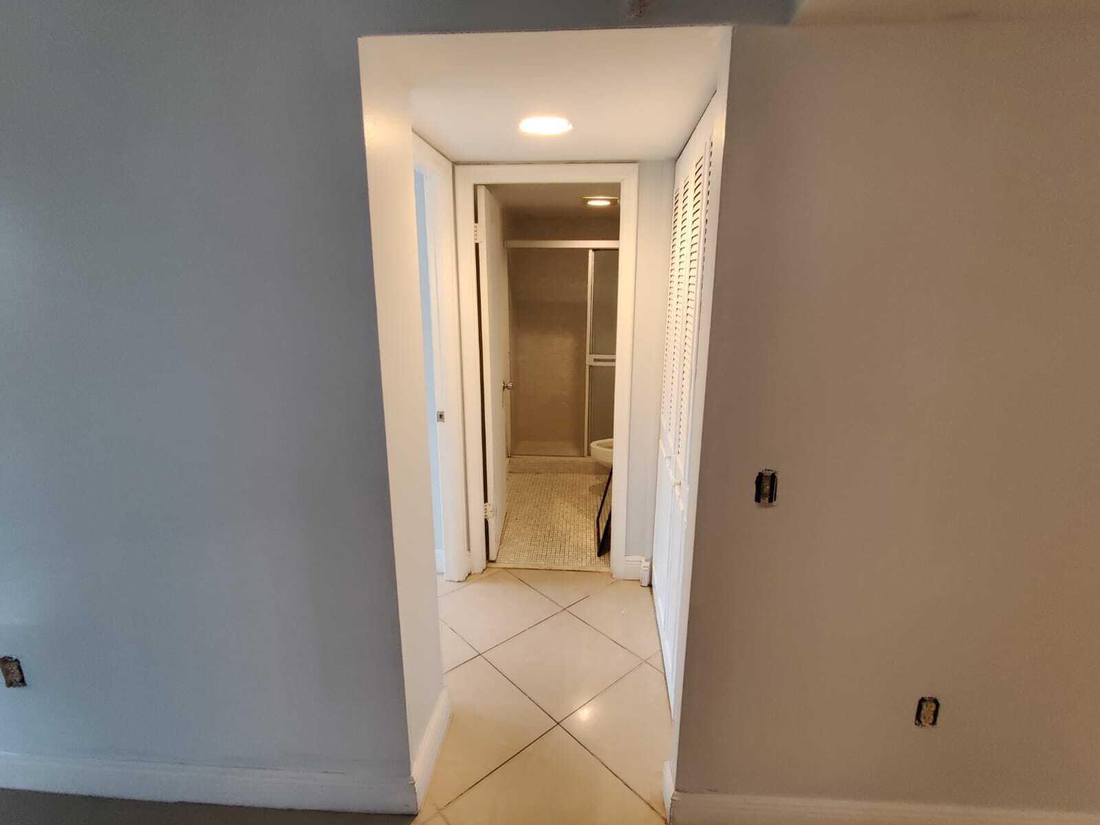 5600 N Flagler Drive 210