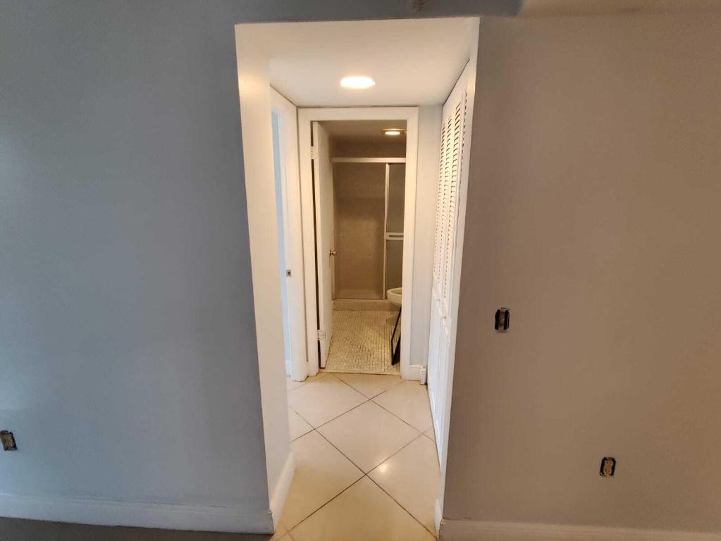 5600 N Flagler Drive 210