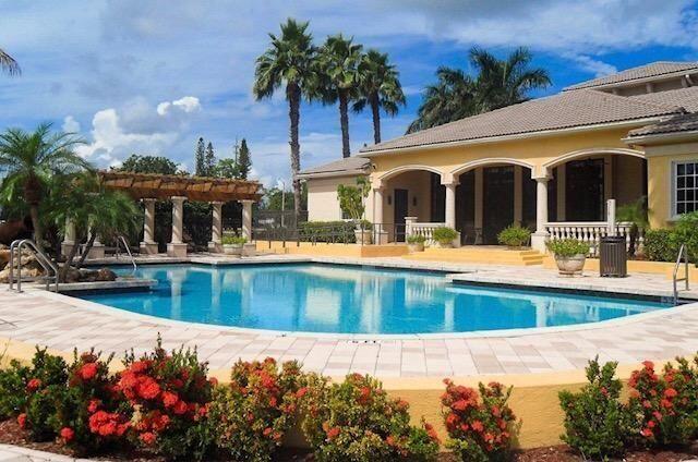 5600 N Flagler Drive 210