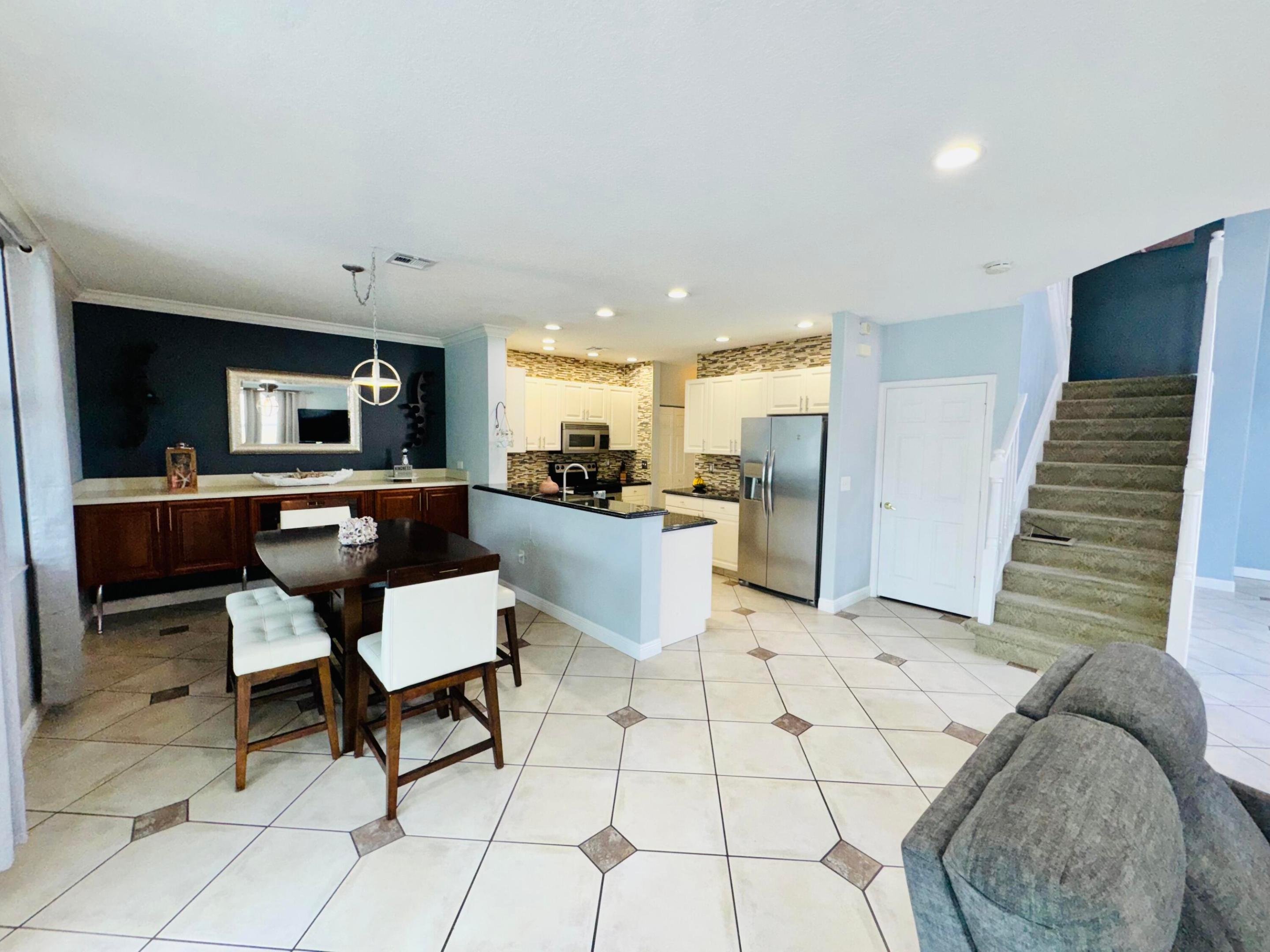 3020 Rockville Lane