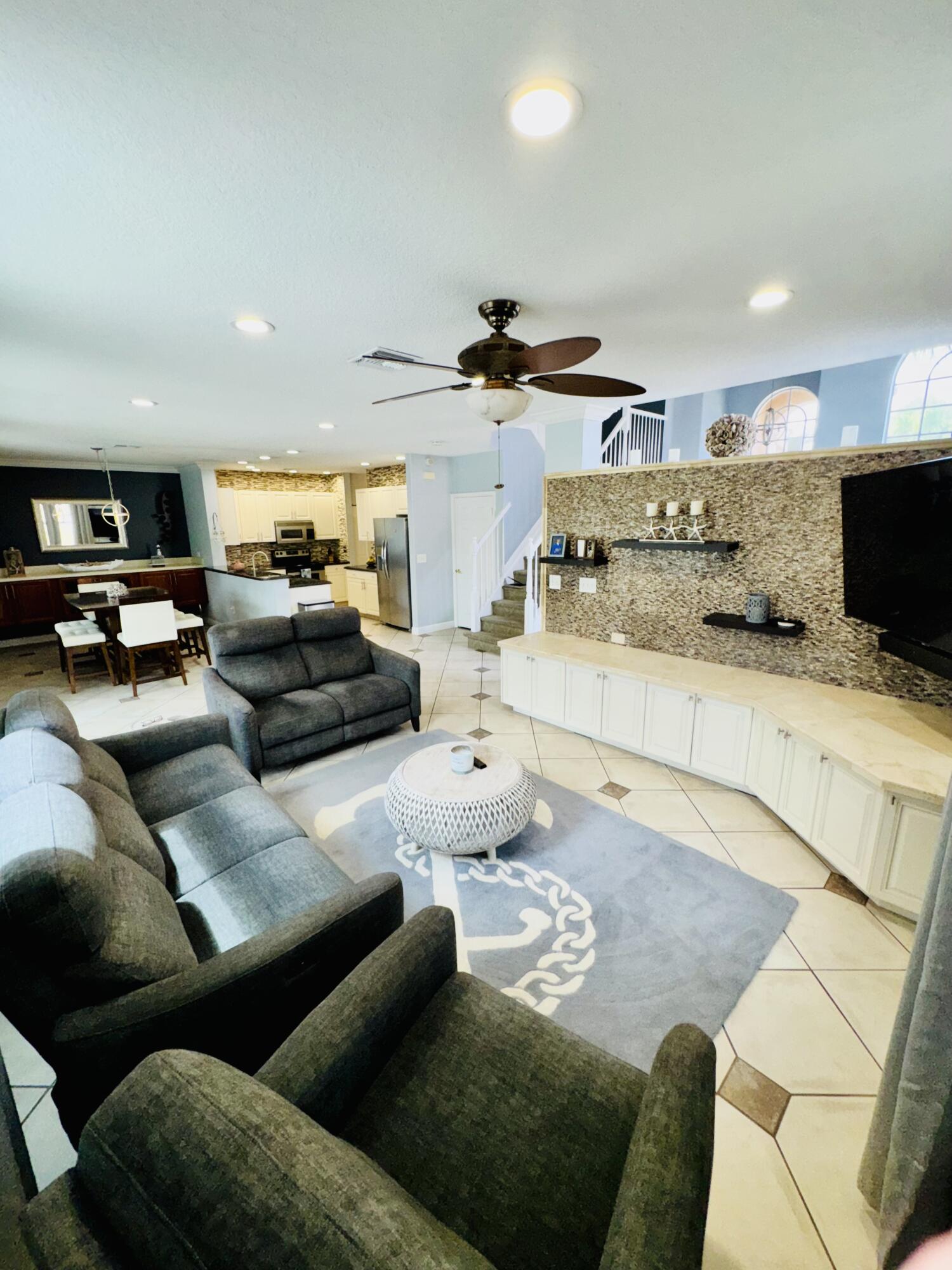 3020 Rockville Lane