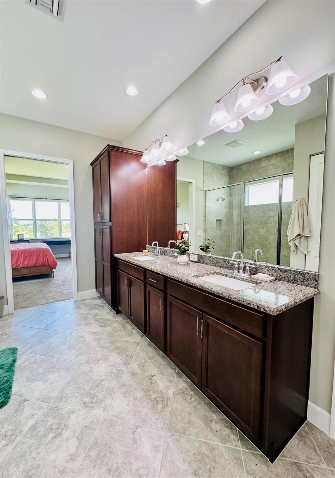 5446 Macoon Way