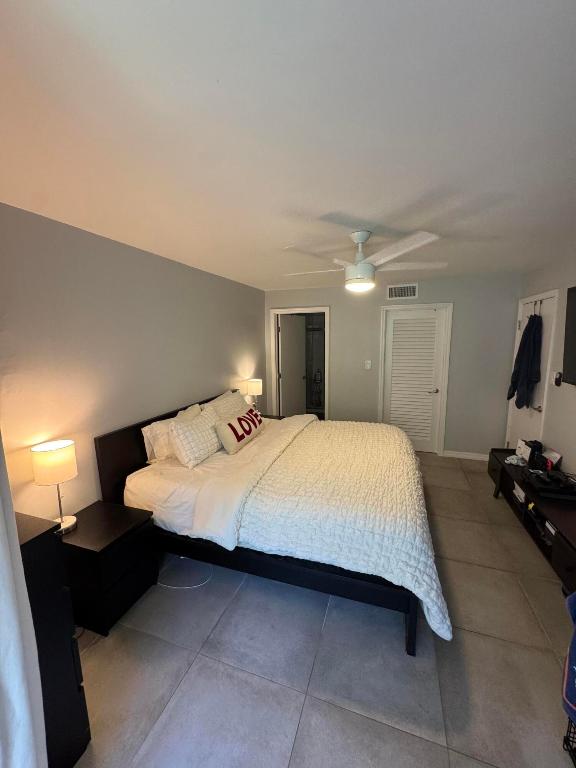 3301 NW 47th Terrace 308