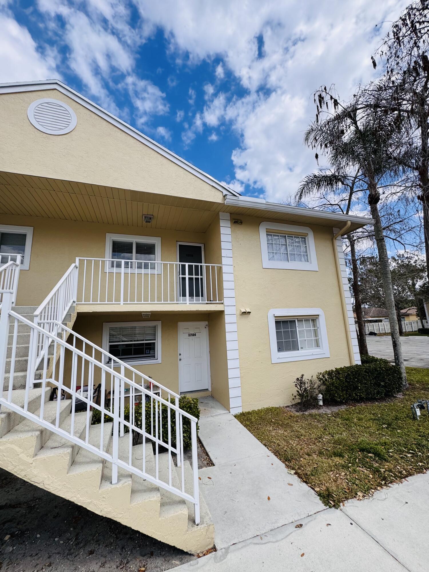 1708 Palm Beach Trace Drive, Royal Palm Beach