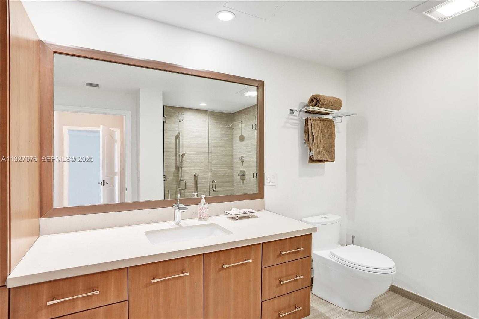 4240 Galt Ocean Drive 1204