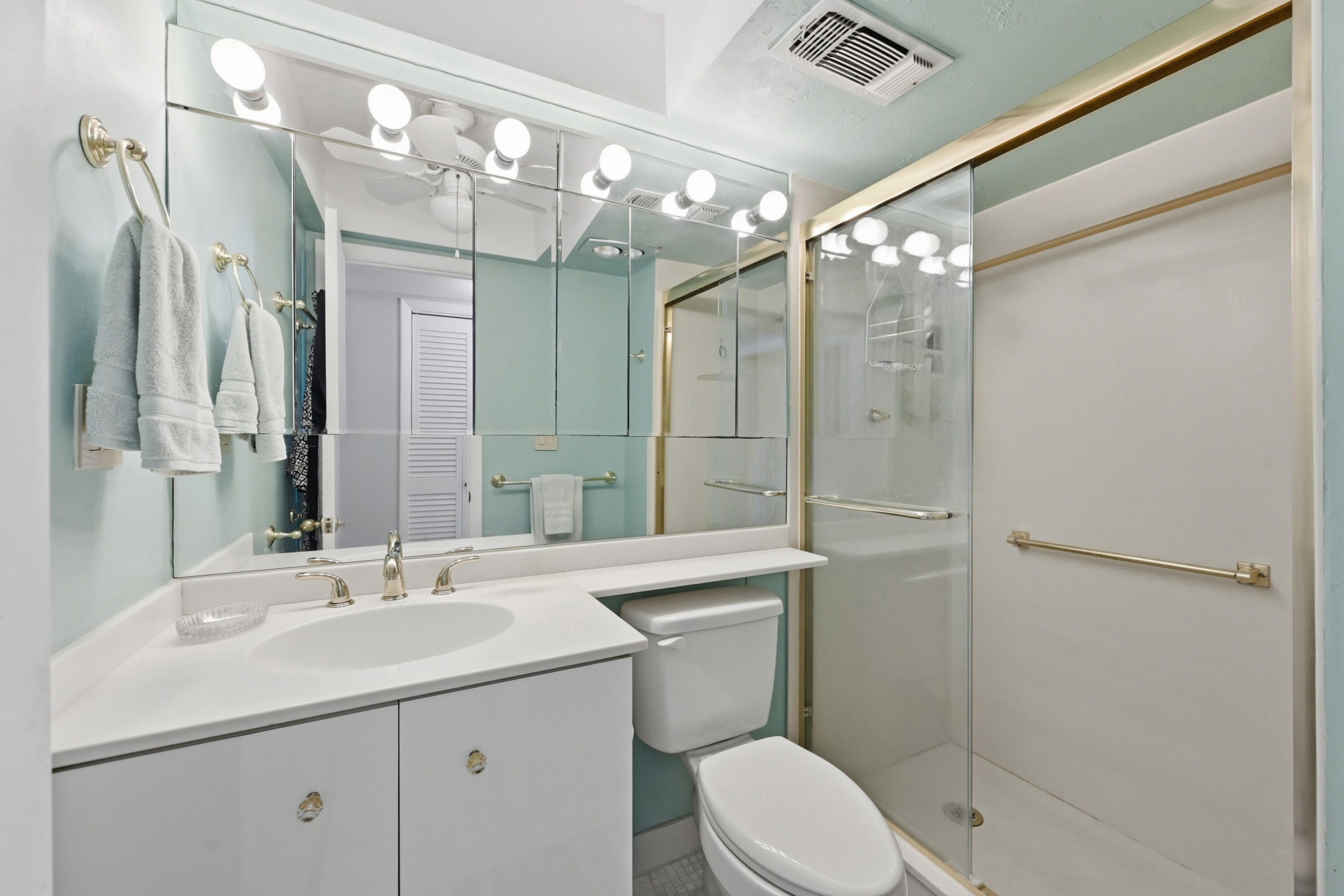 4540 N Ocean Drive 506, Lauderdale-By-The-Sea Unit: 506