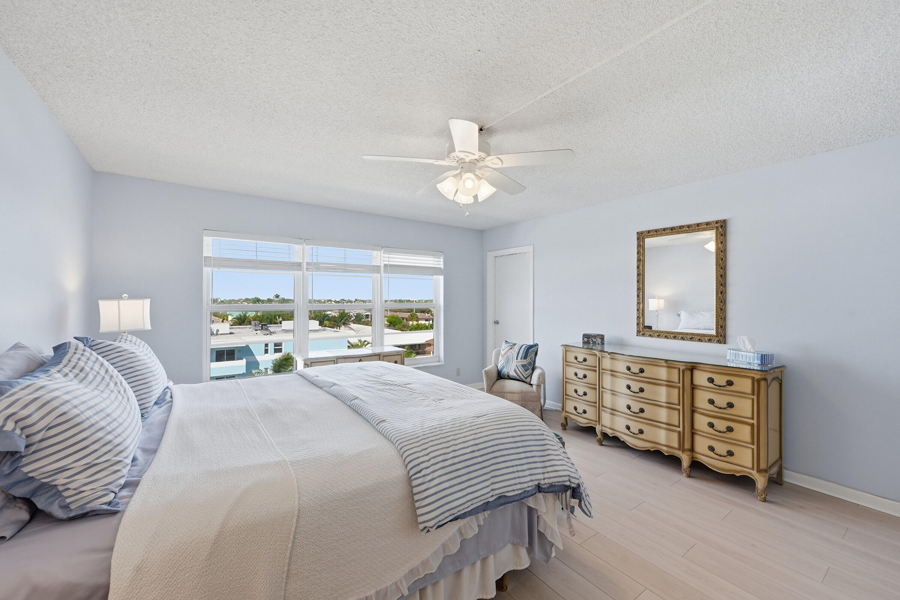 4540 N Ocean Drive 506, Lauderdale-By-The-Sea Unit: 506