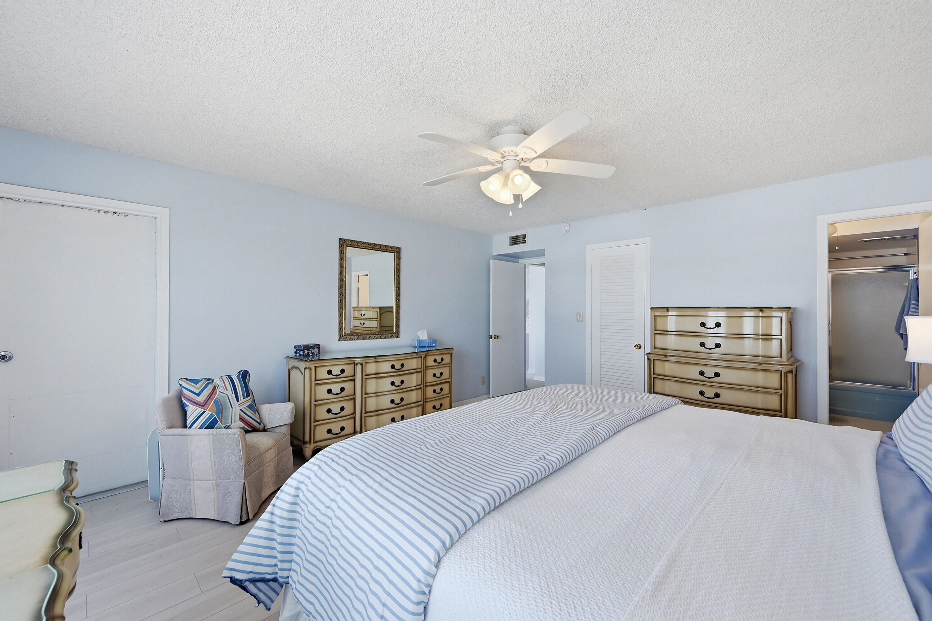 4540 N Ocean Drive 506, Lauderdale-By-The-Sea Unit: 506