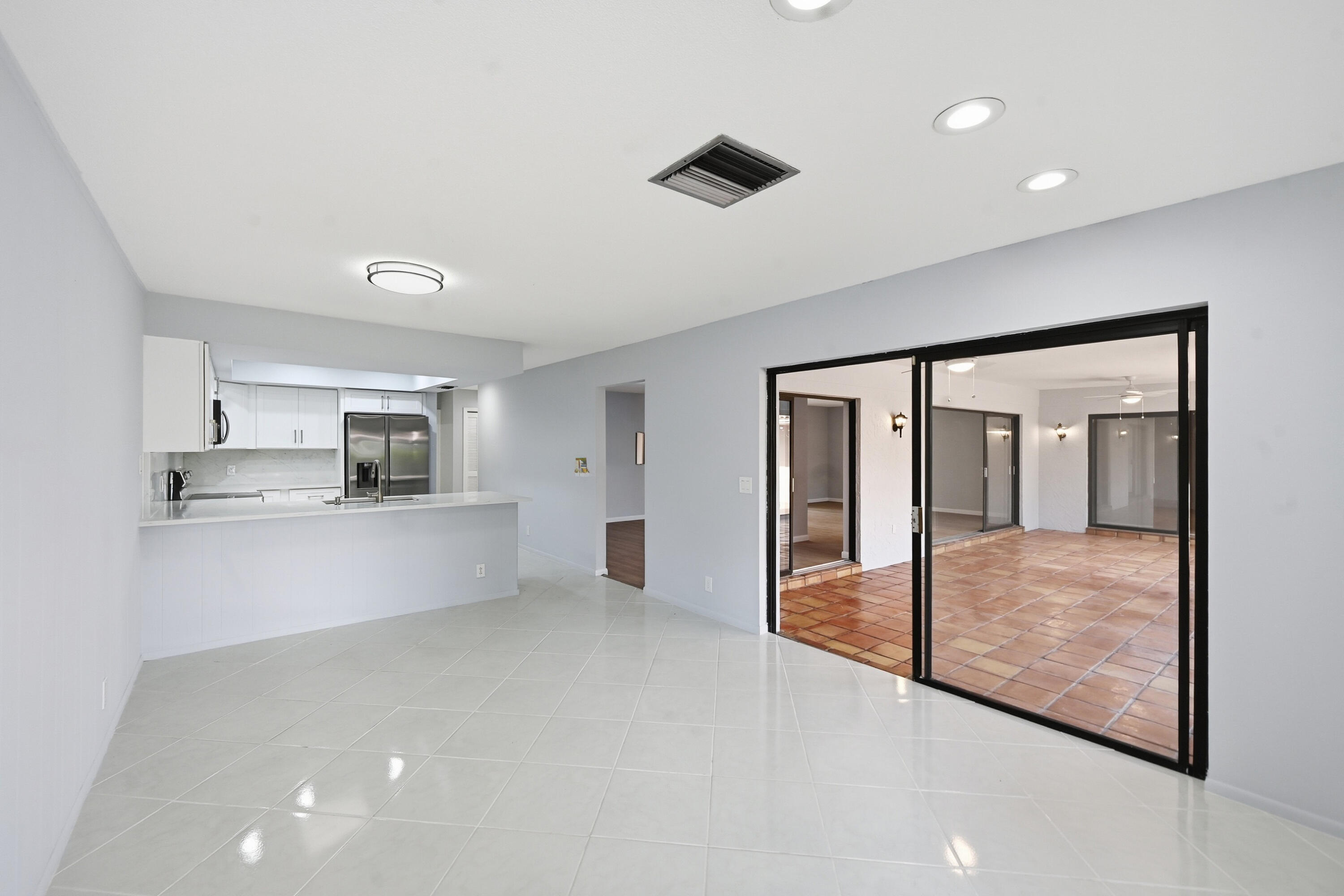 5935 Glenbrook Drive