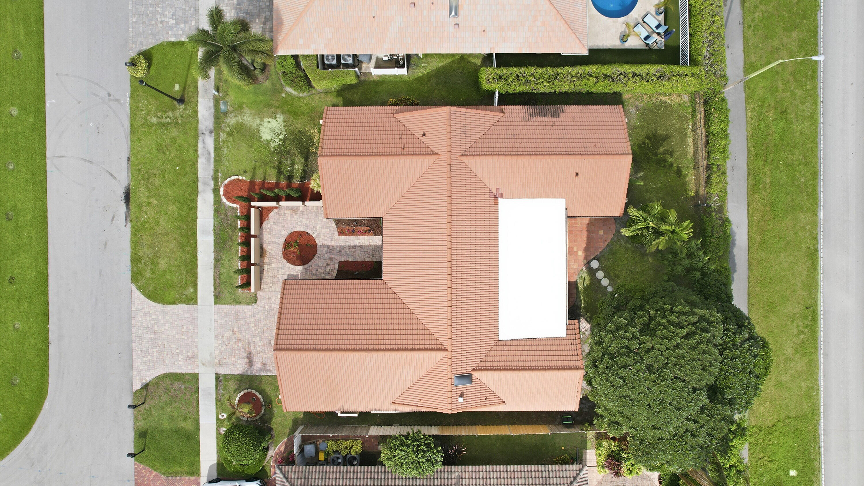 5935 Glenbrook Drive