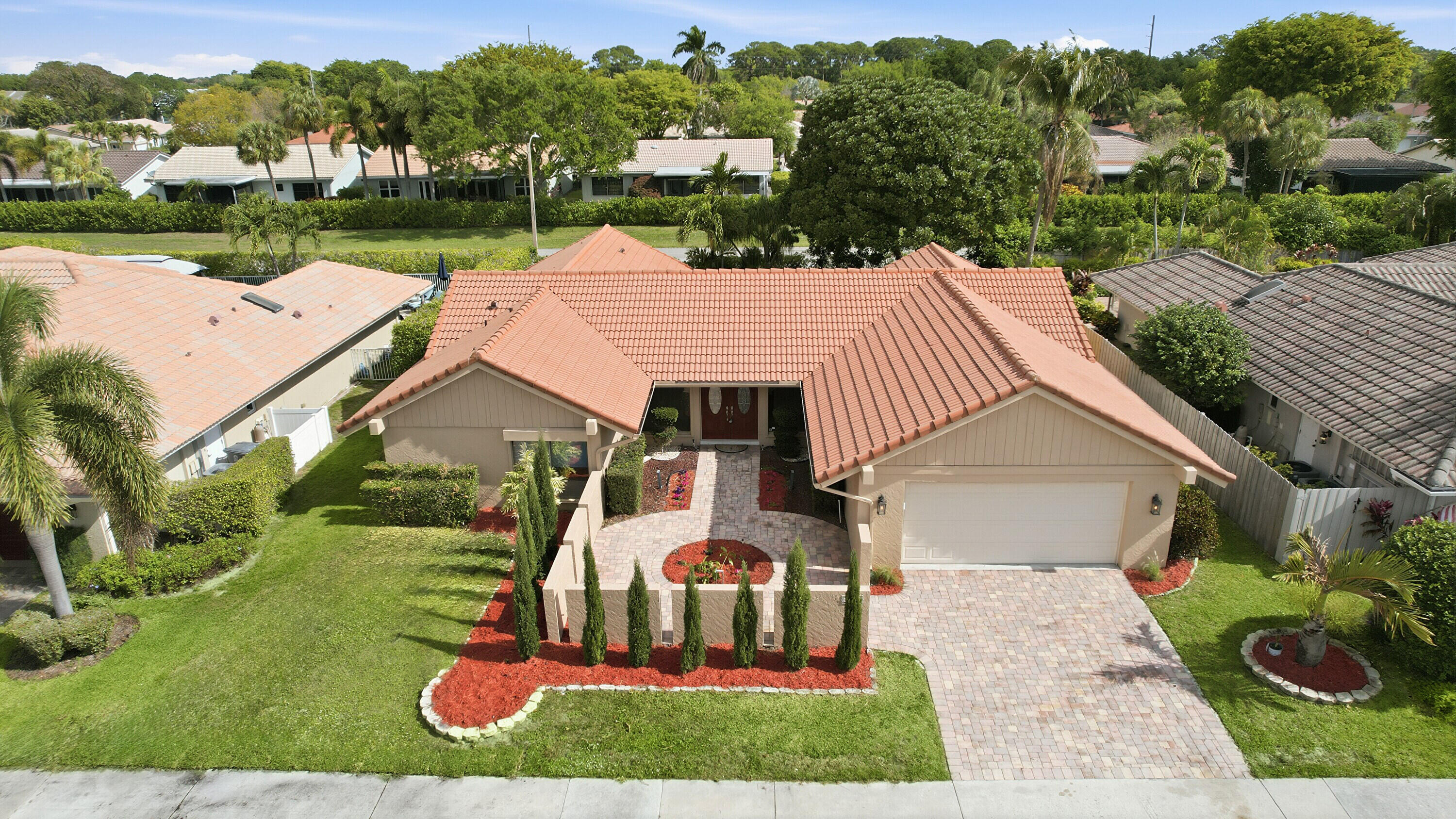 5935 Glenbrook Drive