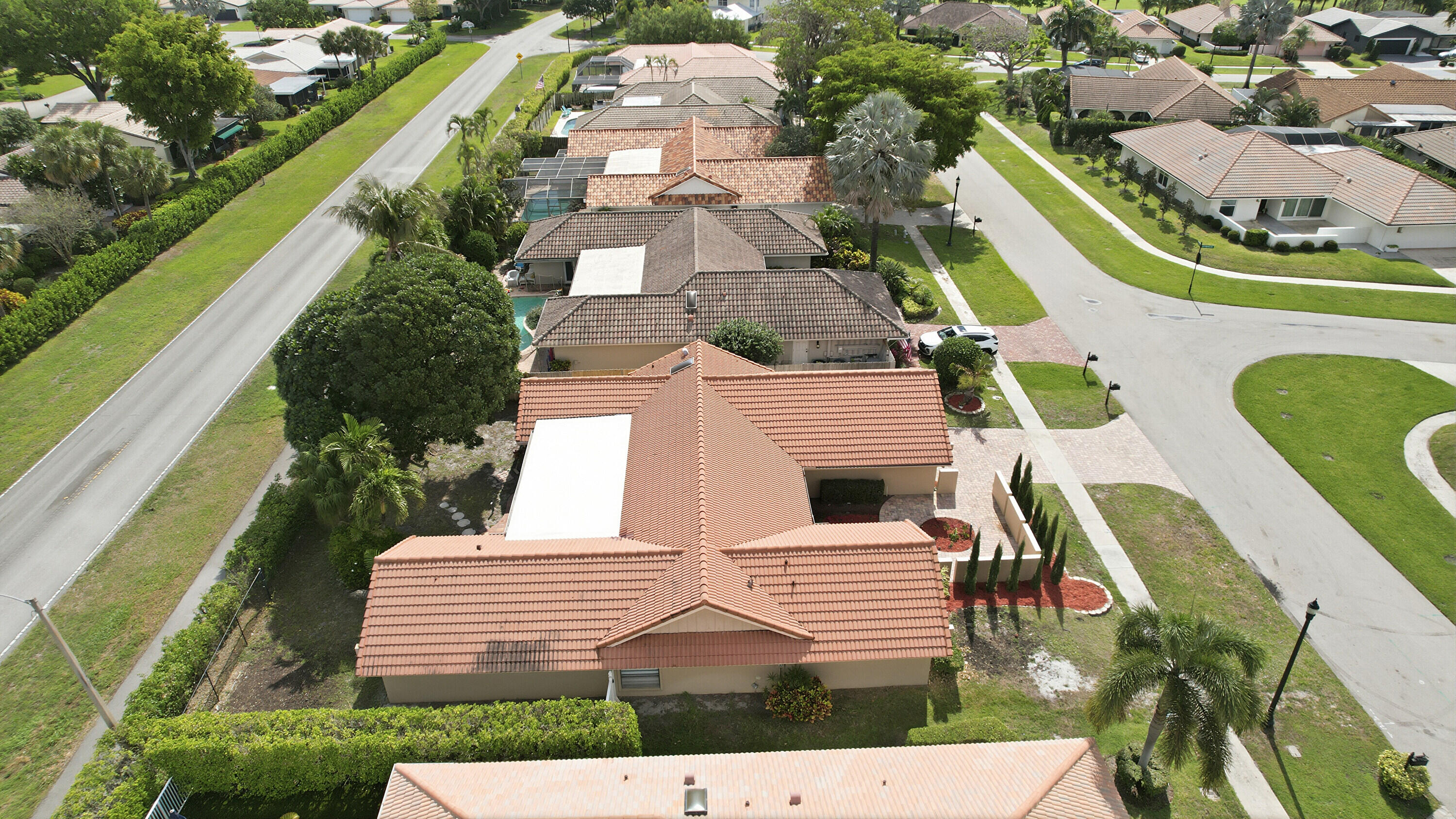 5935 Glenbrook Drive