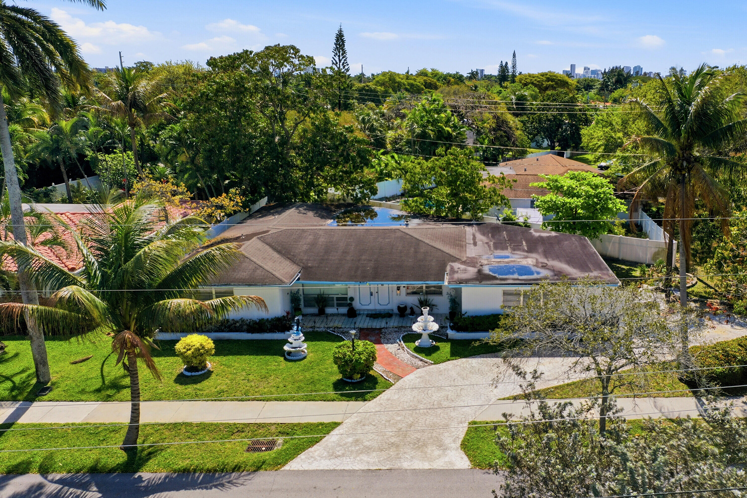 2732 NW 9th Terrace