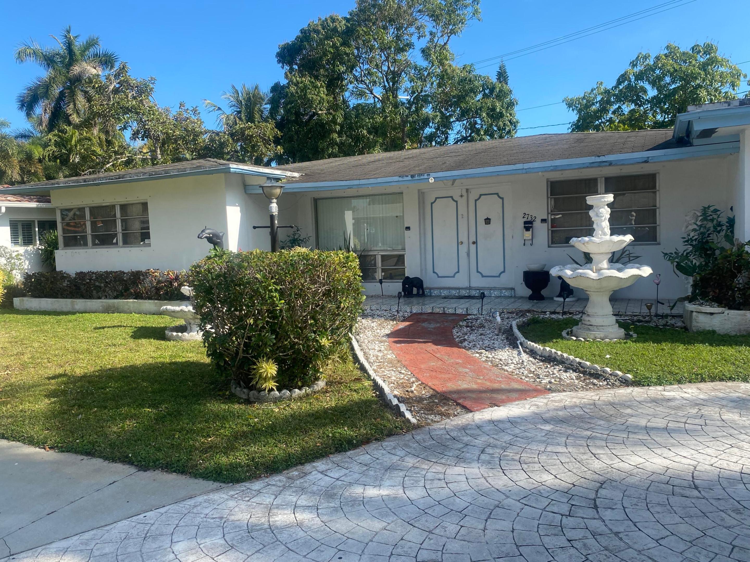2732 NW 9th Terrace