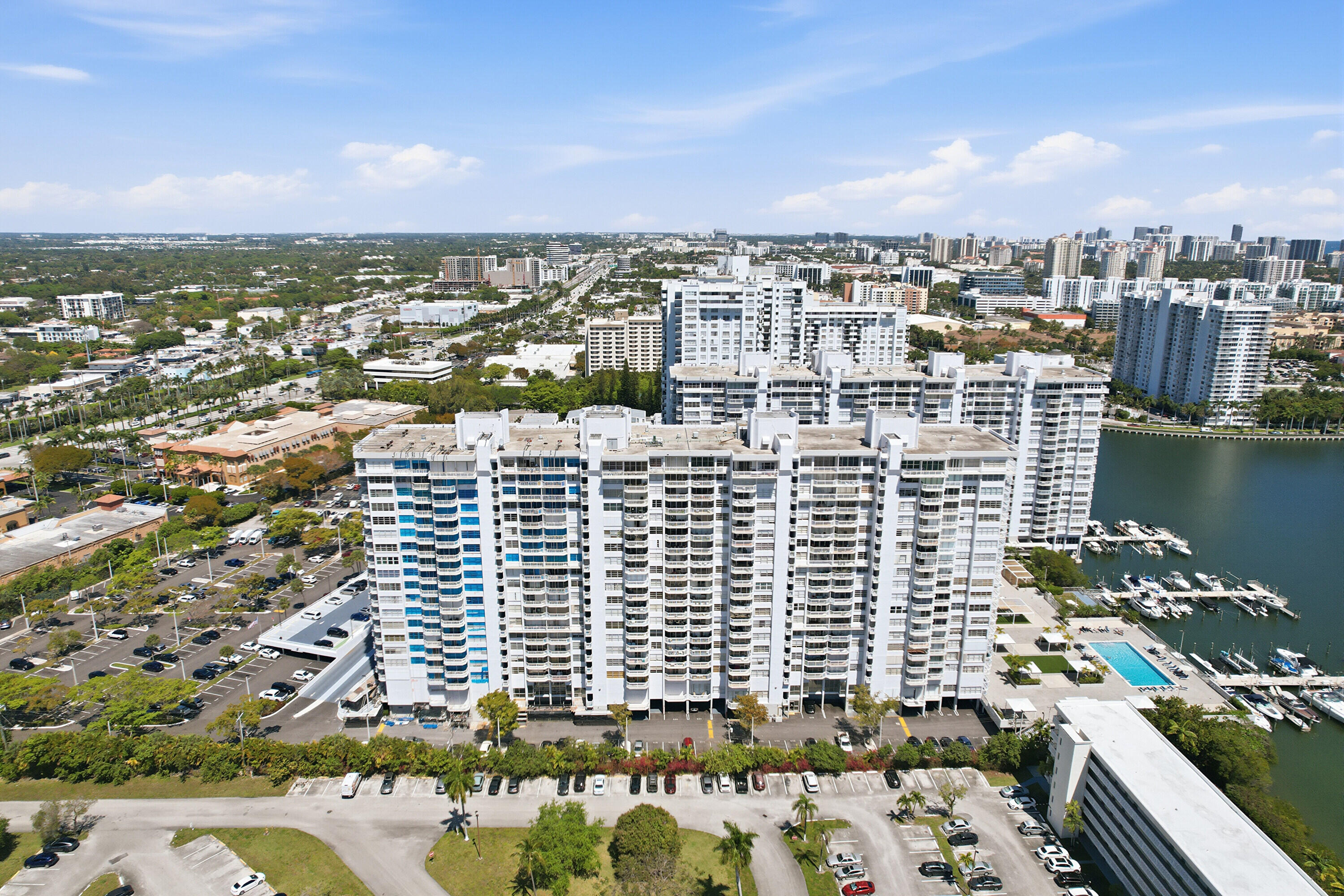 18011 Biscayne Boulevard 1502