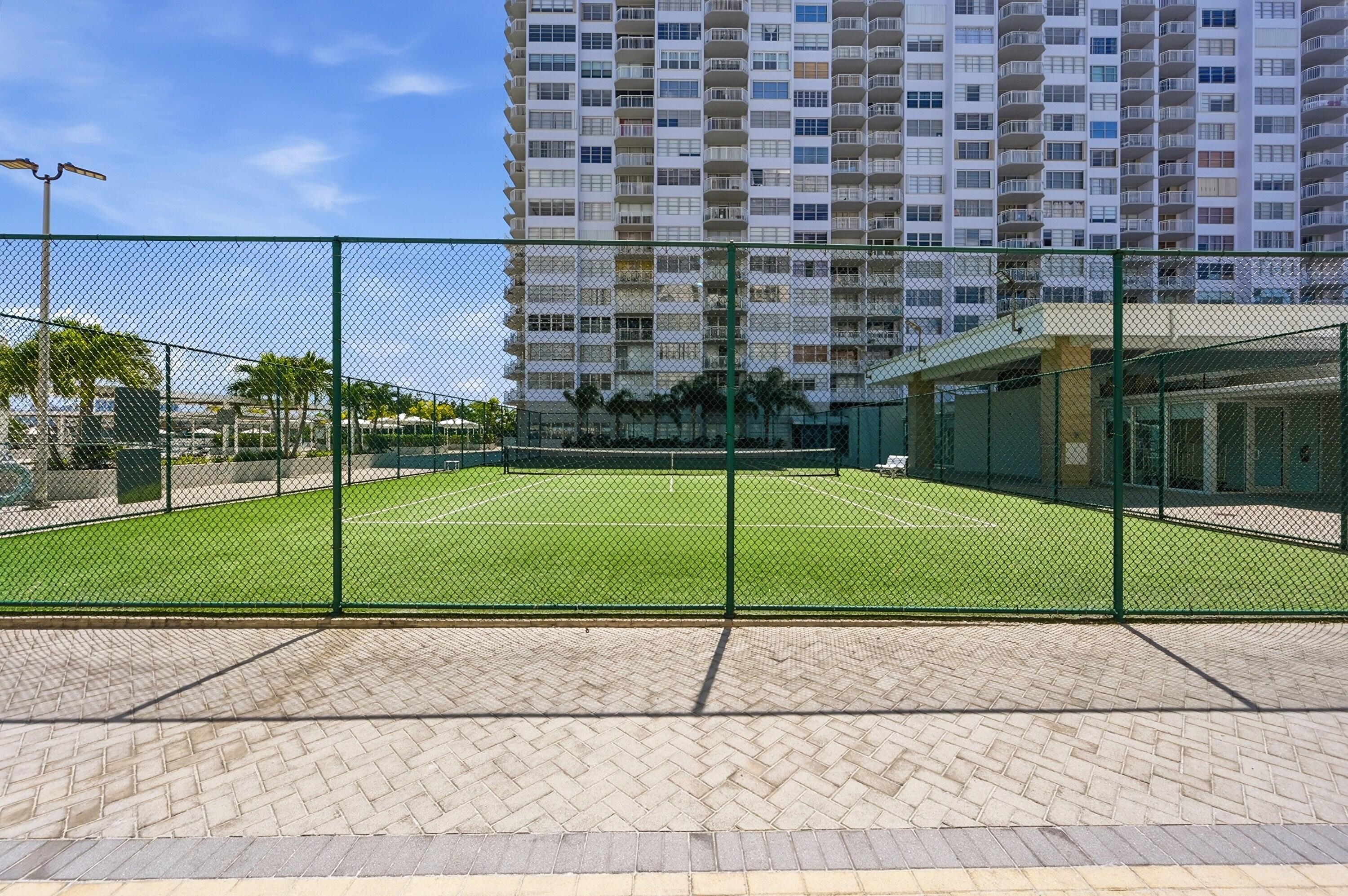 18011 Biscayne Boulevard 1502