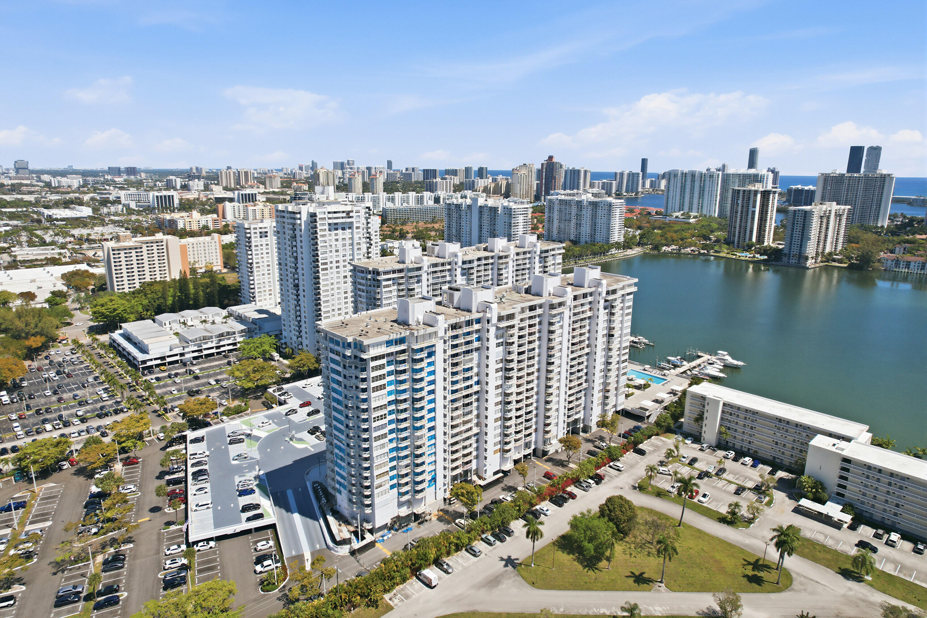 18011 Biscayne Boulevard 1502