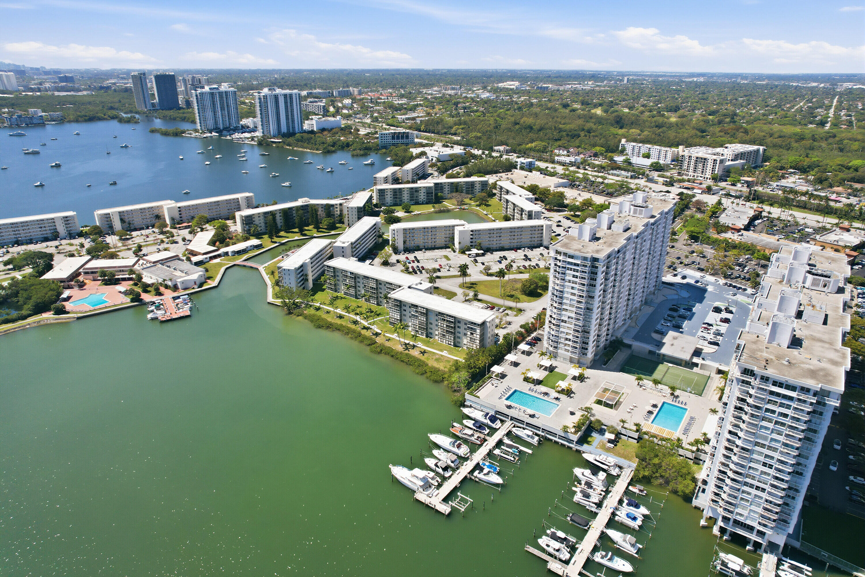18011 Biscayne Boulevard 1502