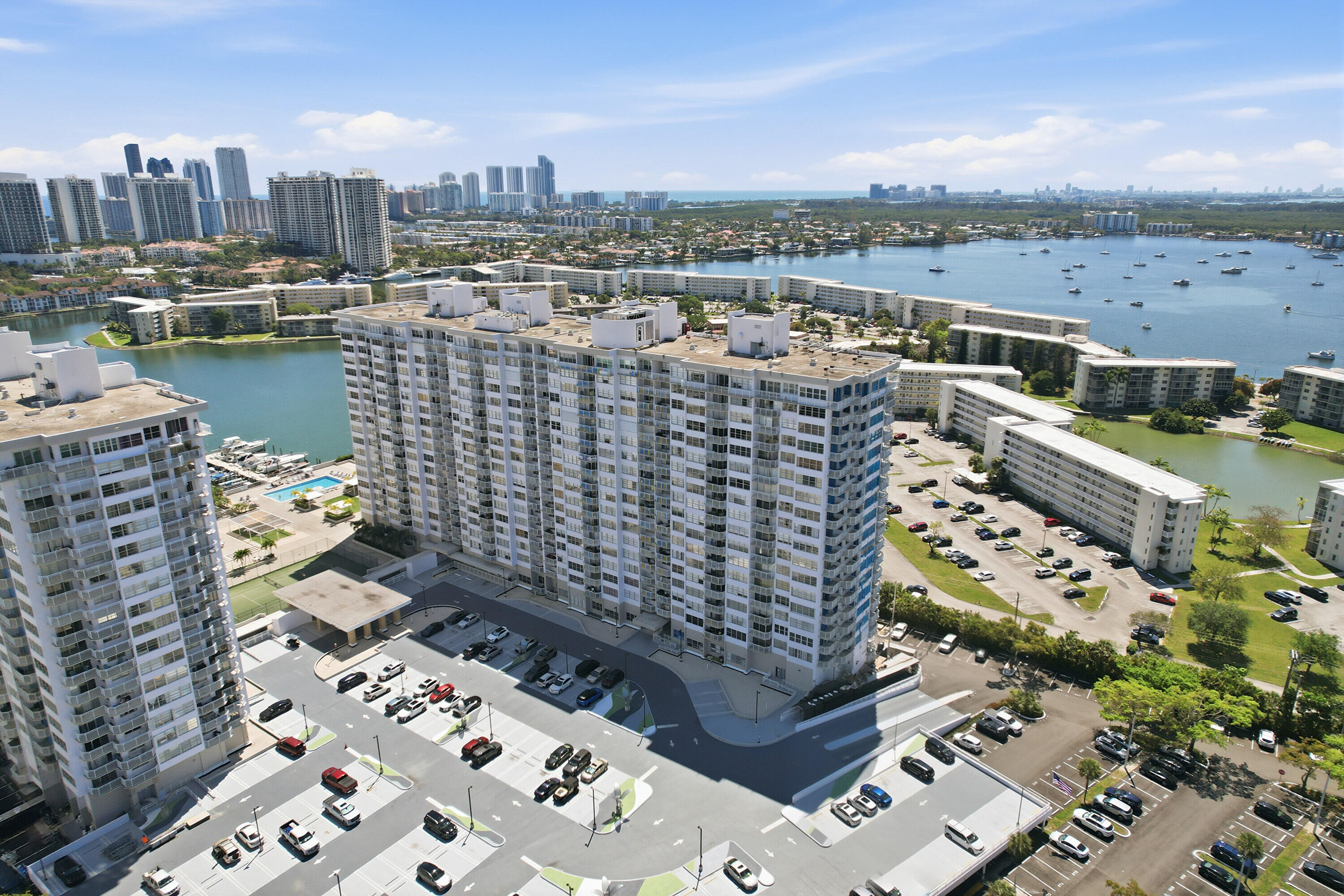 18011 Biscayne Boulevard 1502