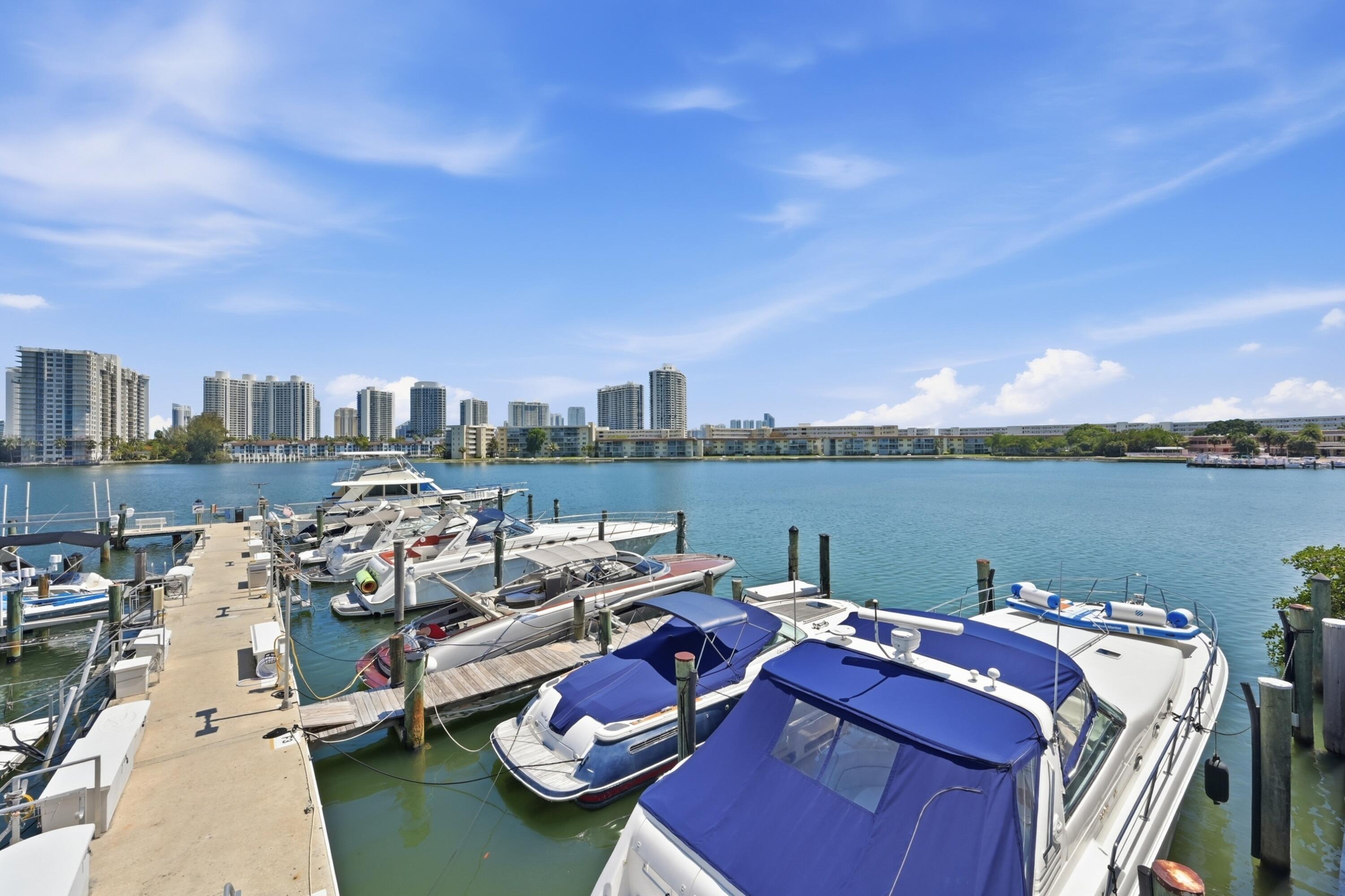 18011 Biscayne Boulevard 1502