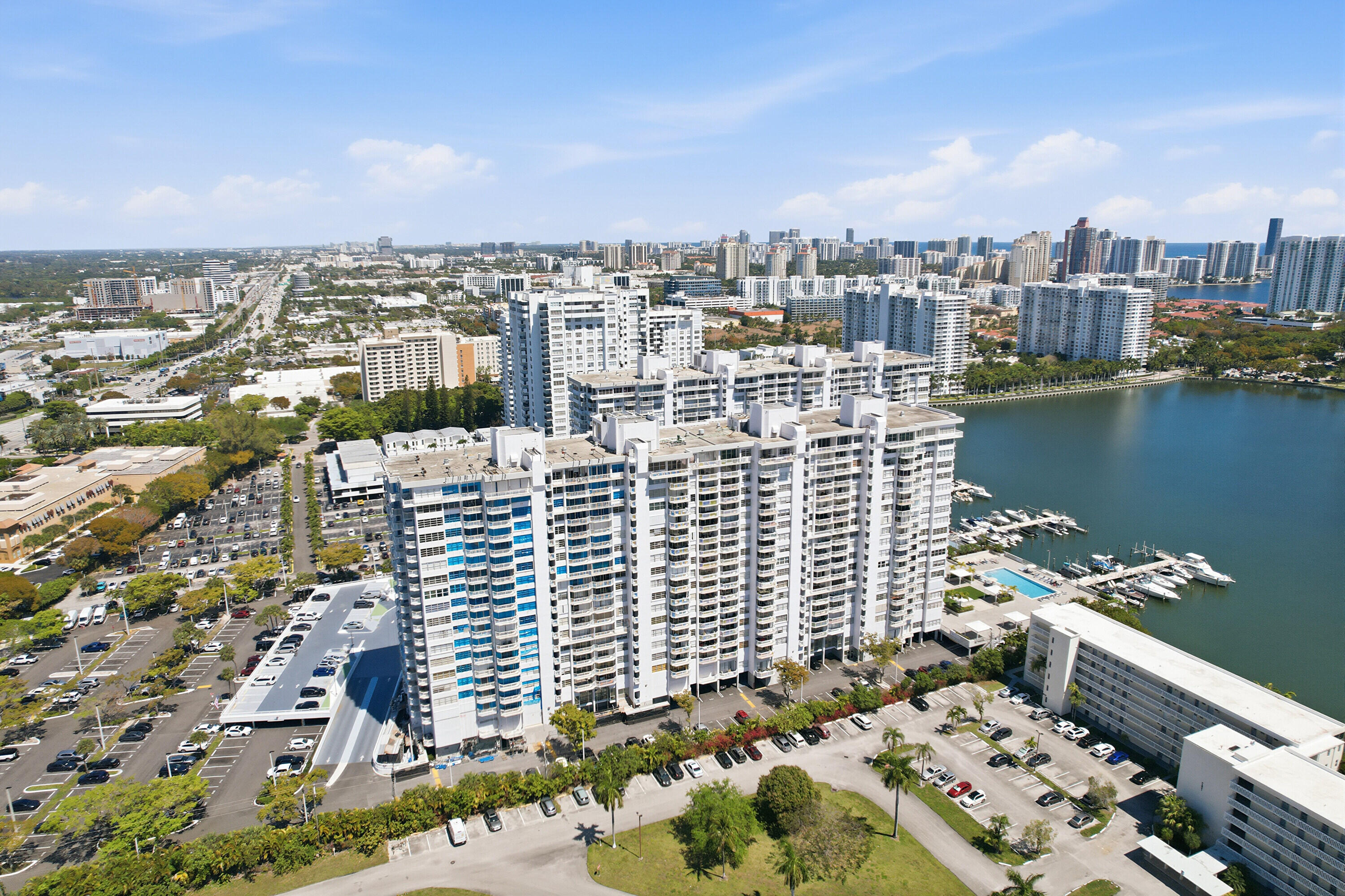 18011 Biscayne Boulevard 1502