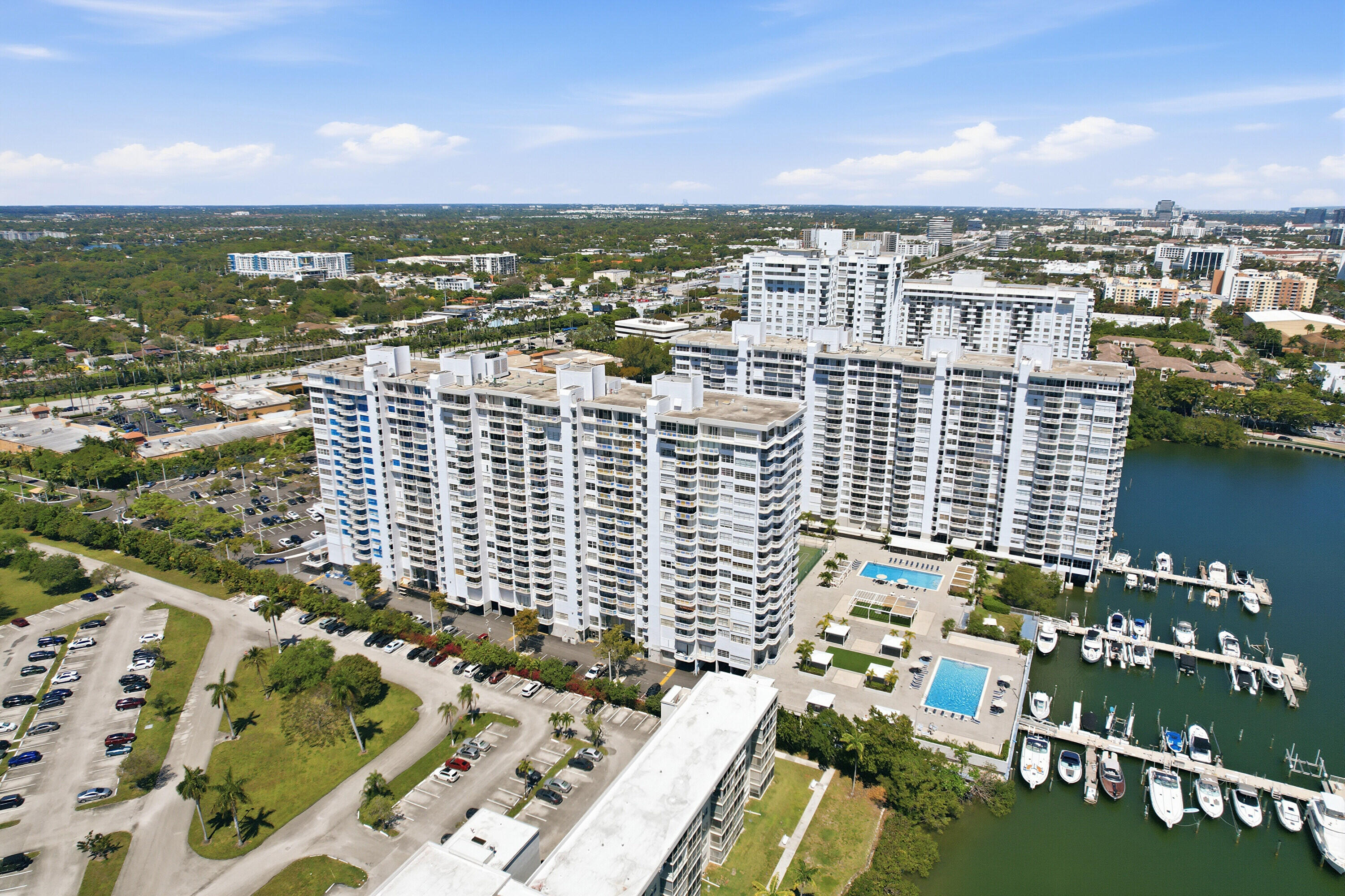 18011 Biscayne Boulevard 1502