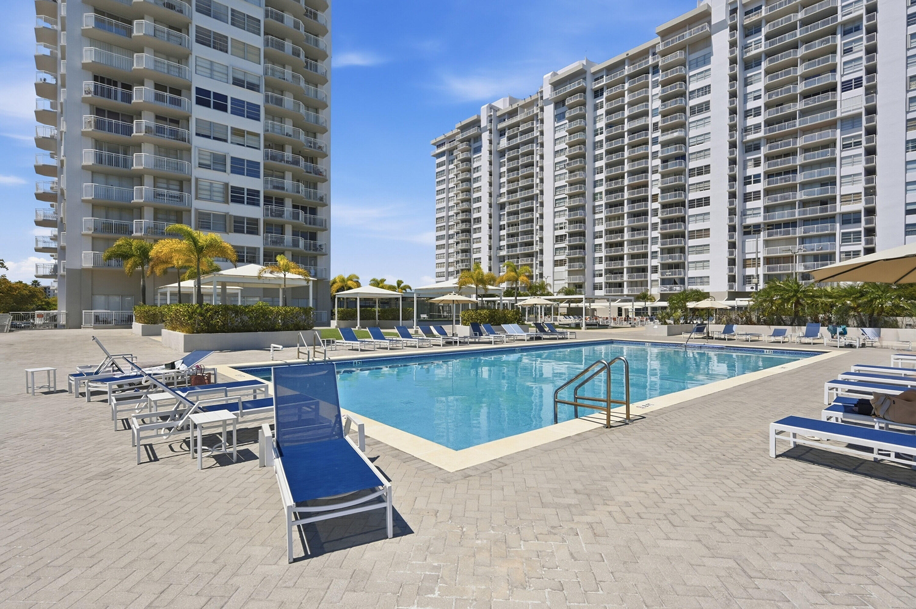 18011 Biscayne Boulevard 1502