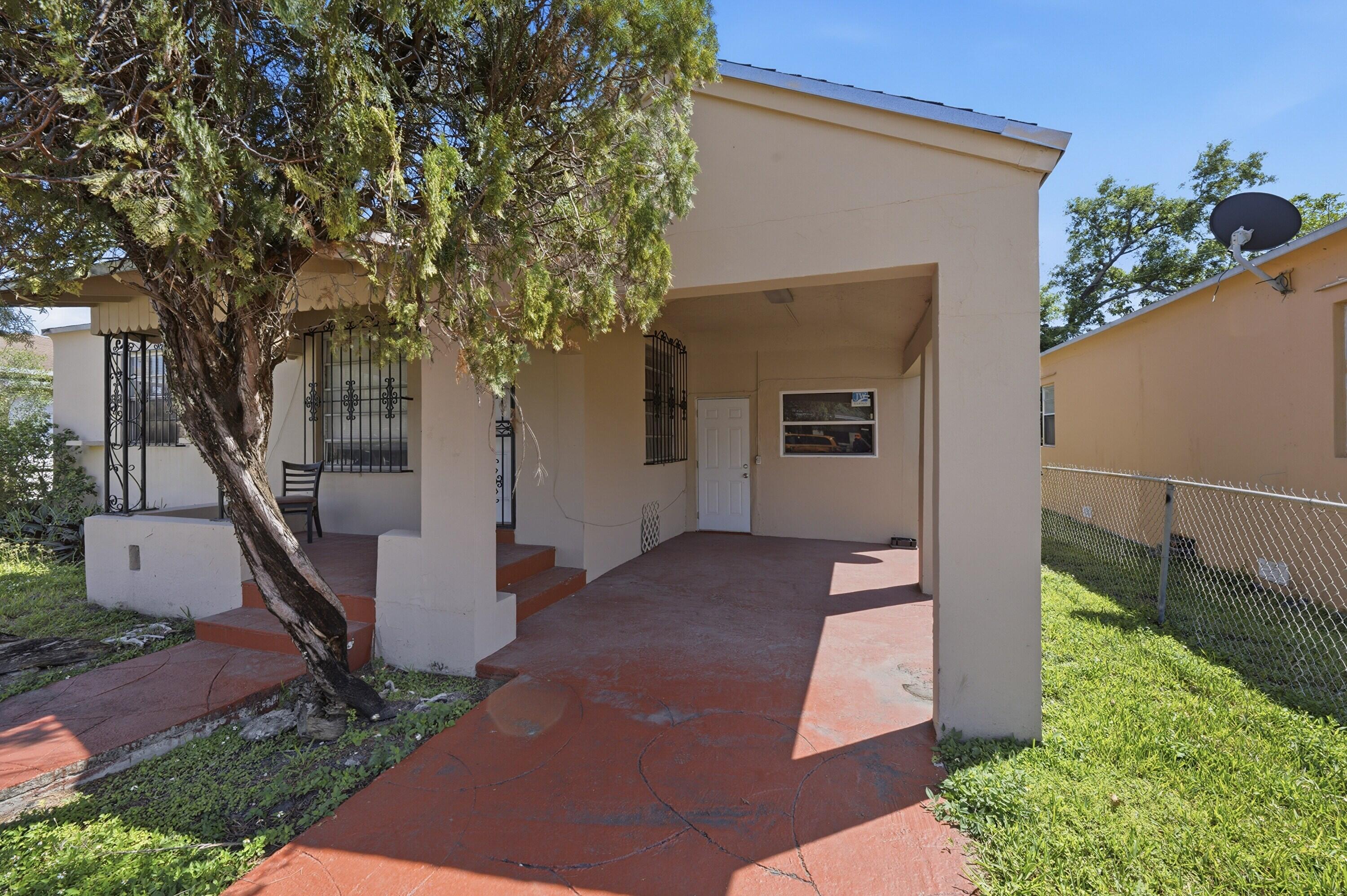 874 NW 74th Street