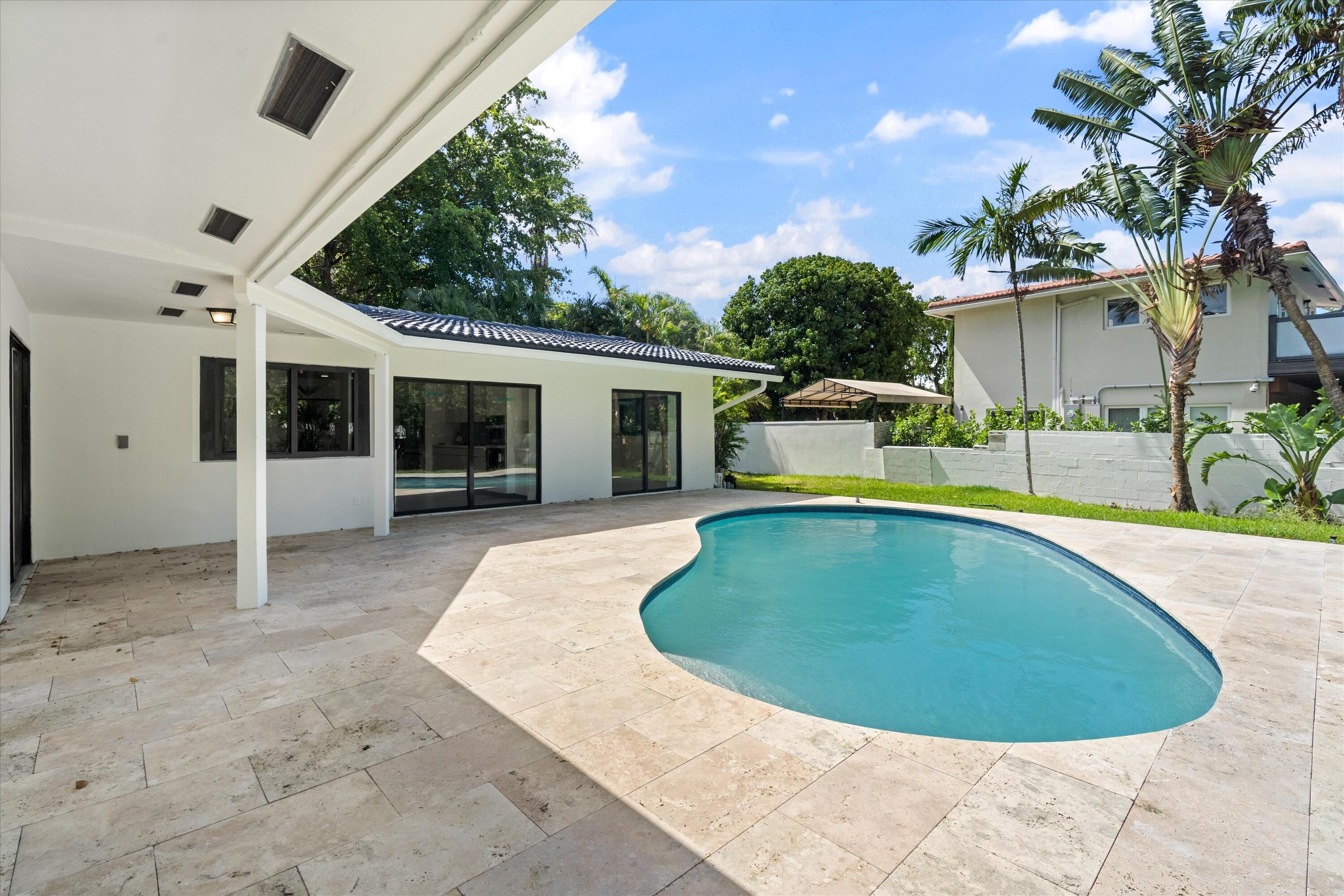 1601 Seabreeze Boulevard