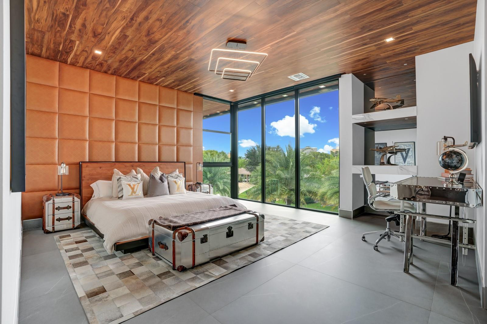 671 Middle River Drive