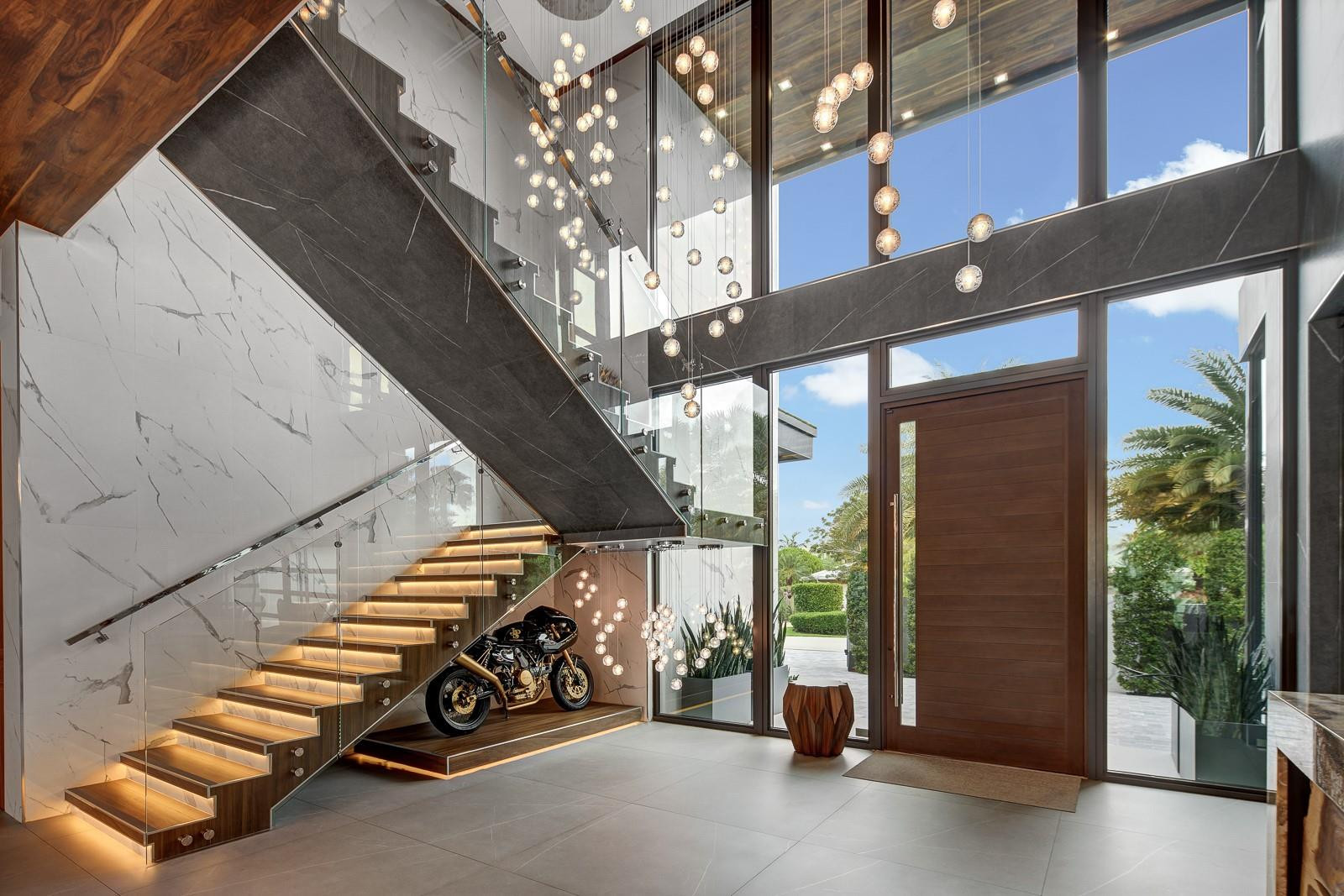 671 Middle River Drive