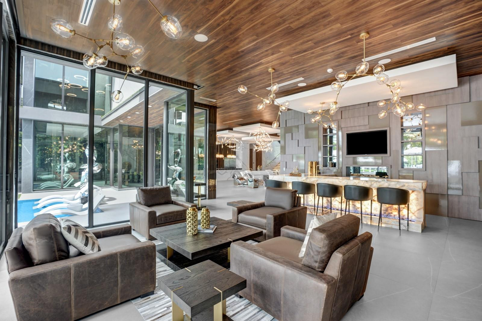 671 Middle River Drive